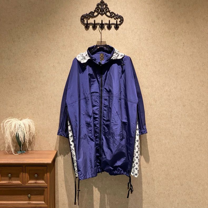 Louis Vuitton Louis Vuitton Blue Hat Lined with Old Flower Long Windbrea Size XS / US 0-2 / IT 36-38 - 3 Thumbnail