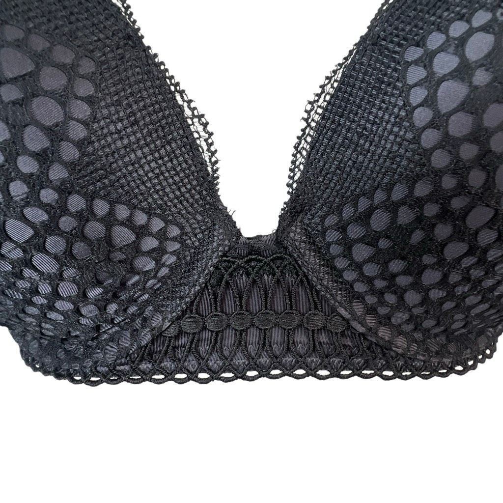 Victoria's Secret Victoria’s Secret Very Sexy Black Mesh Overlay Push-Up Bra 32D E70 Size ONE SIZE - 3 Thumbnail