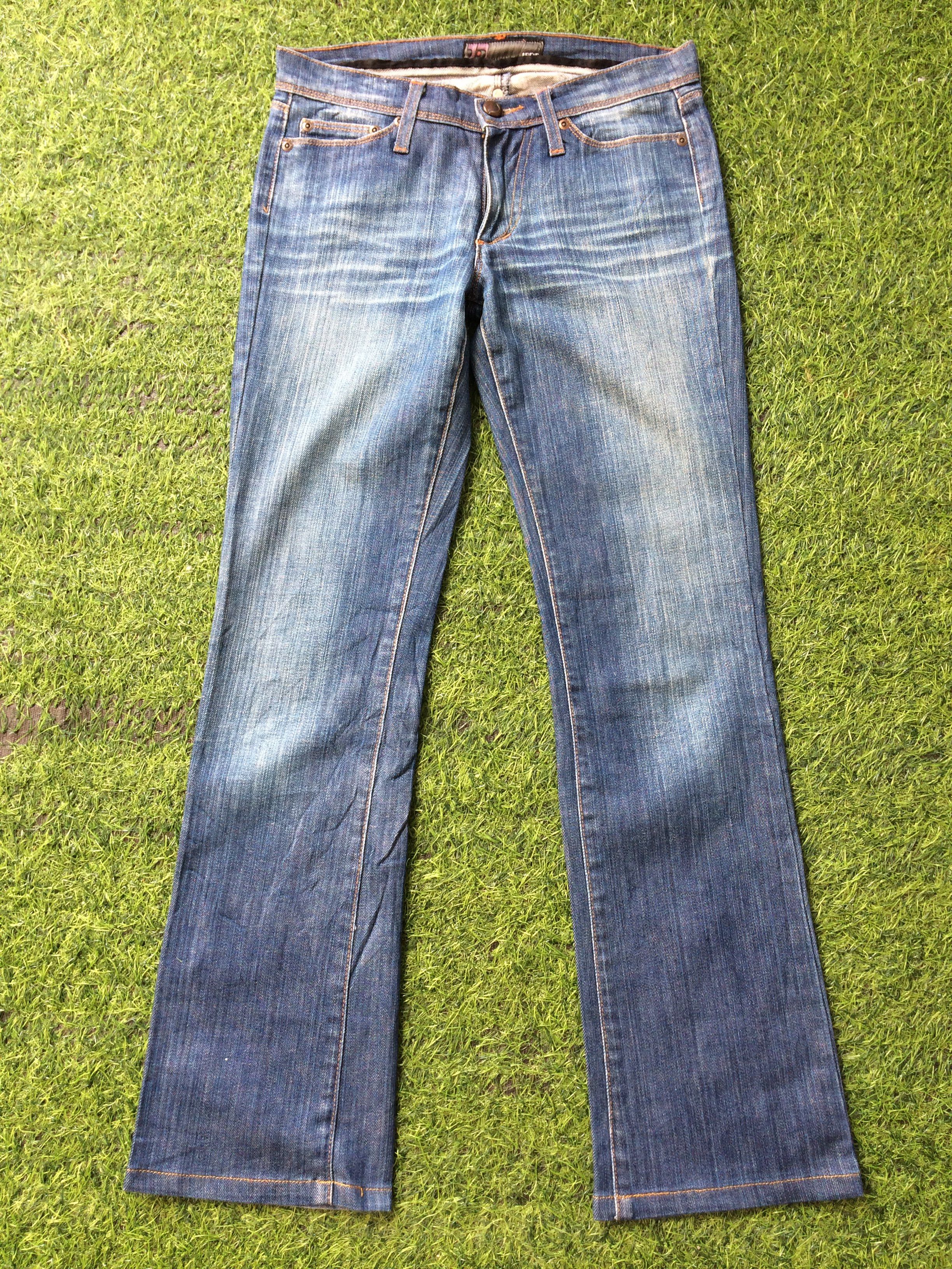 Joe's Joe's Low Rise Bootcut Jeans #D-579 Size 27" / US 4 / IT 40 - 1 Thumbnail