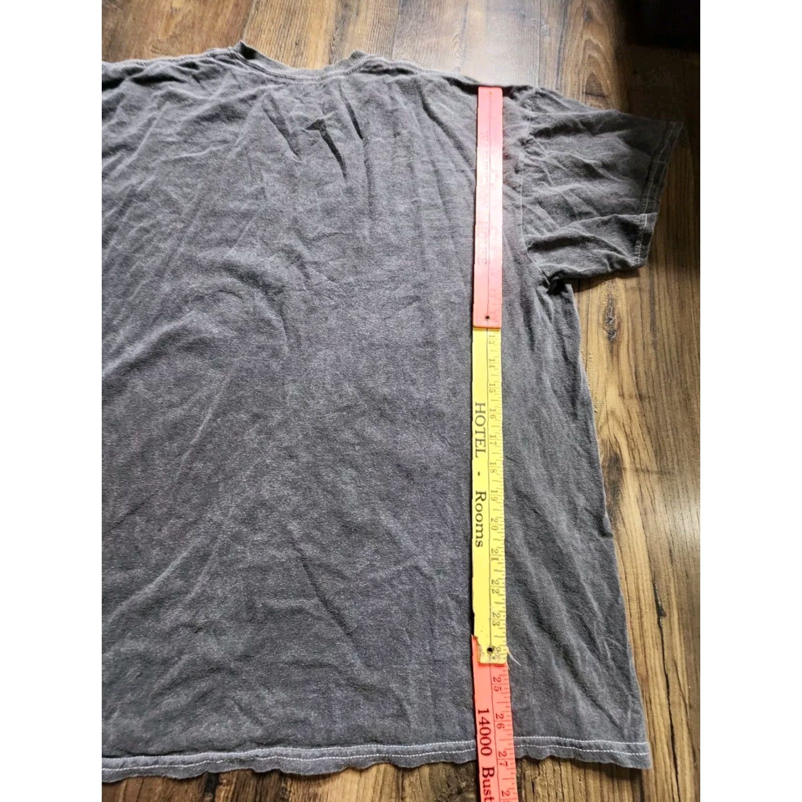 Vintage VINTAGE Sun Records Elvis Presley T-Shirt Men 3XL Gray Band Casual Short Sleeve Size US XXL / EU 58 / 5 - 2 Thumbnail