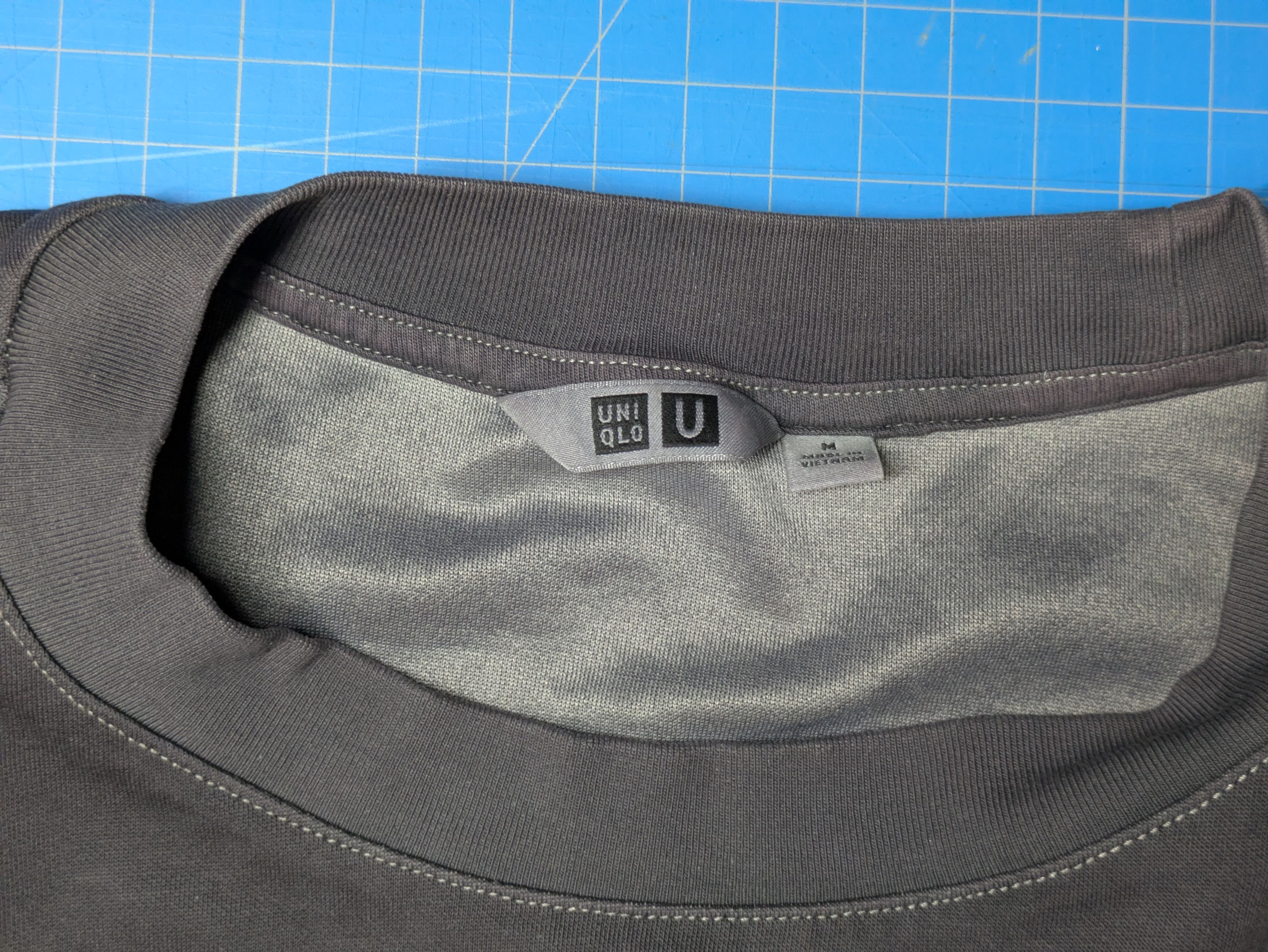 Uniqlo Gray Cropped Uniqlo AIRism Cotton Tshirt (Altered) Size US M / EU 48-50 / 2 - 2 Thumbnail