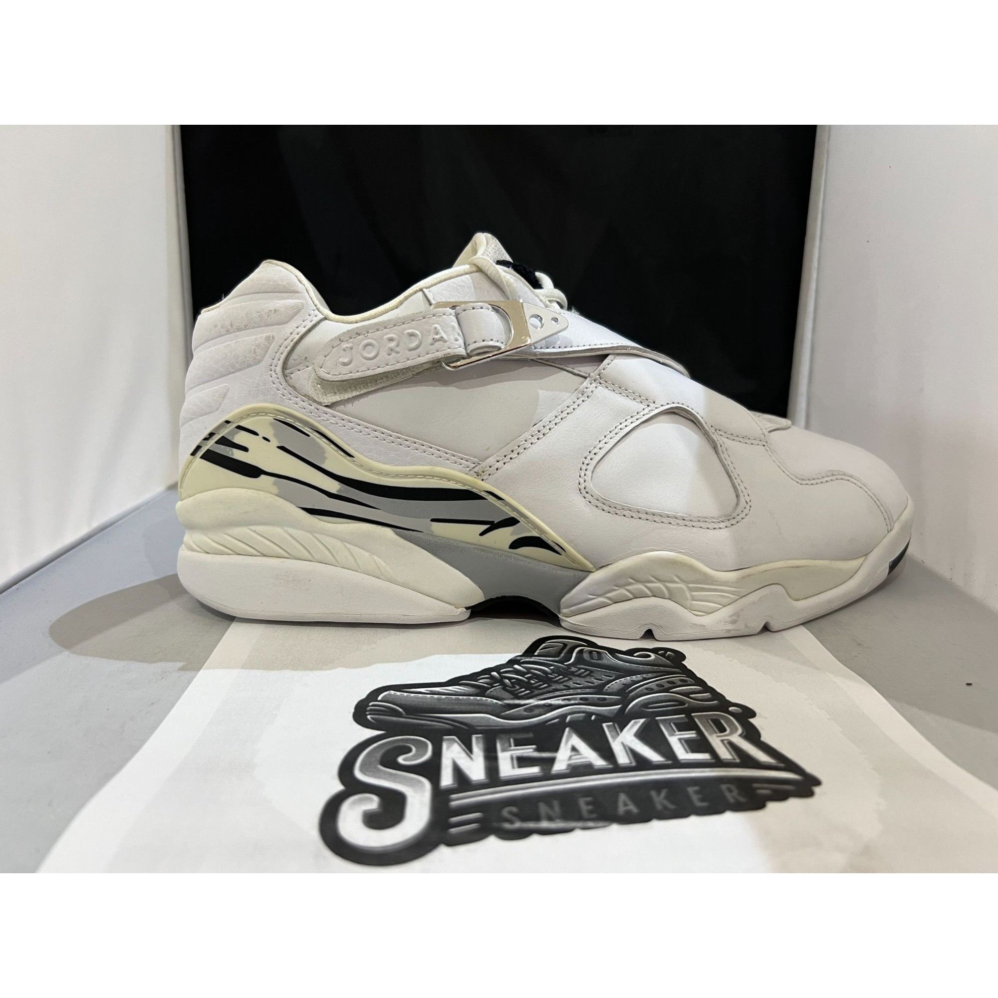 Jordan Brand Jordan 8 Retro Low White Metallic Silver - 306157 101 Men's Size US 12.5 / EU 45-46 - 2 Thumbnail
