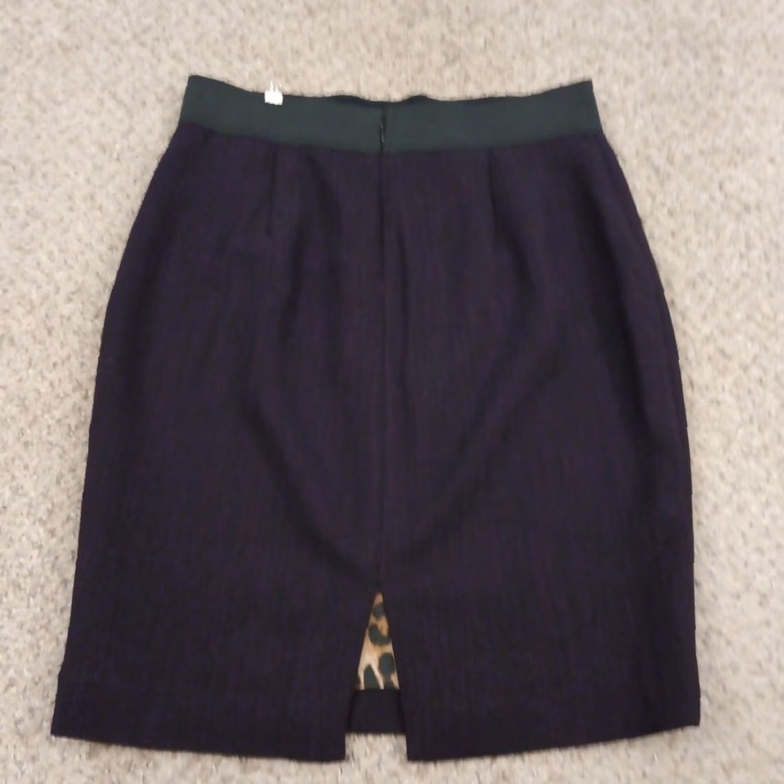Express Express Skirt Women Knee Length Purple Lined Slit Pencil 8 Size Regular Polyester Rayon Spandex Button Zip N/A Size 30" / US 8 / IT 44 - 6 Thumbnail