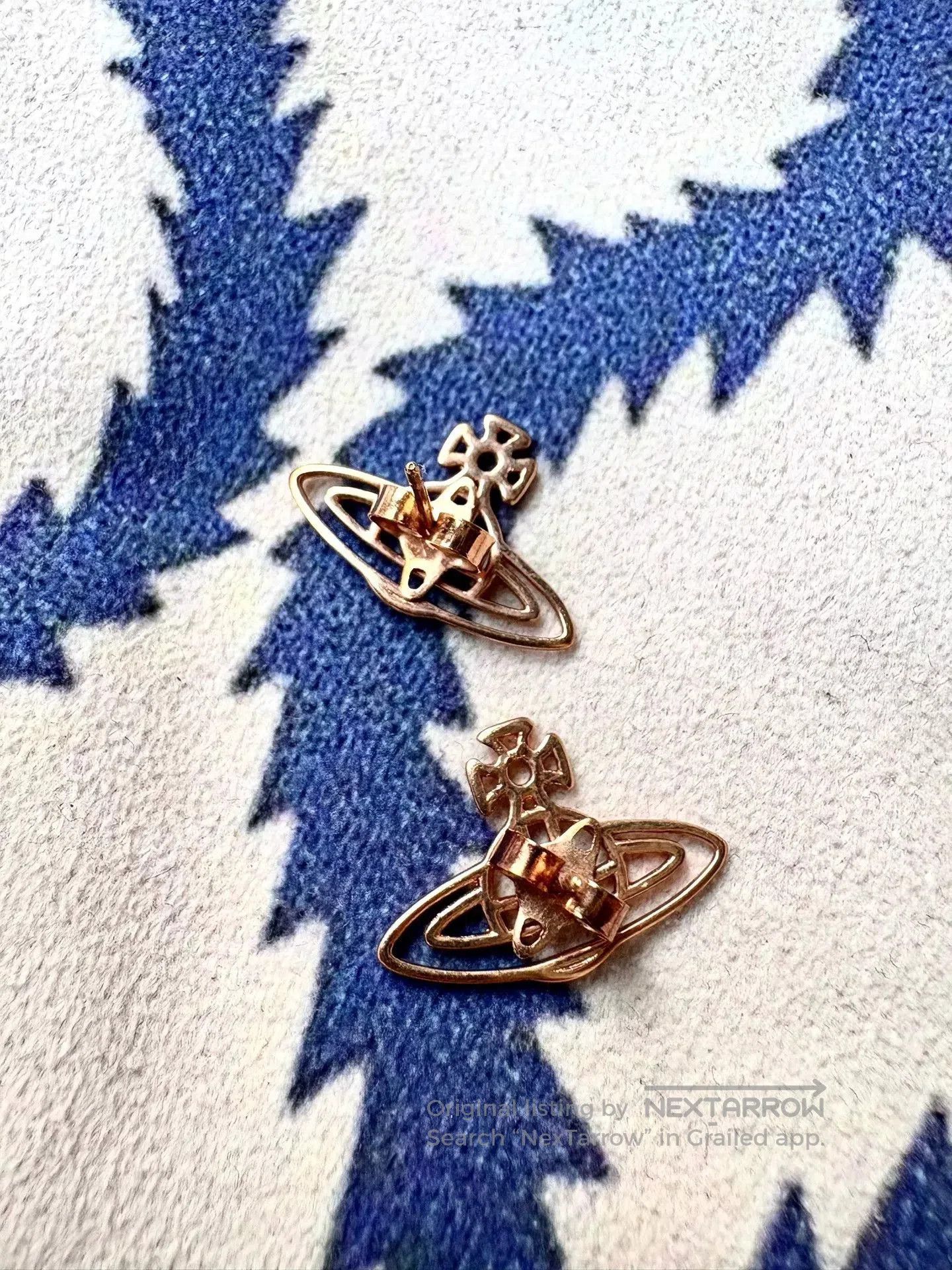 Vivienne Westwood vivienne westwood gold hollow saturn earrings. Size ONE SIZE - 2 Thumbnail