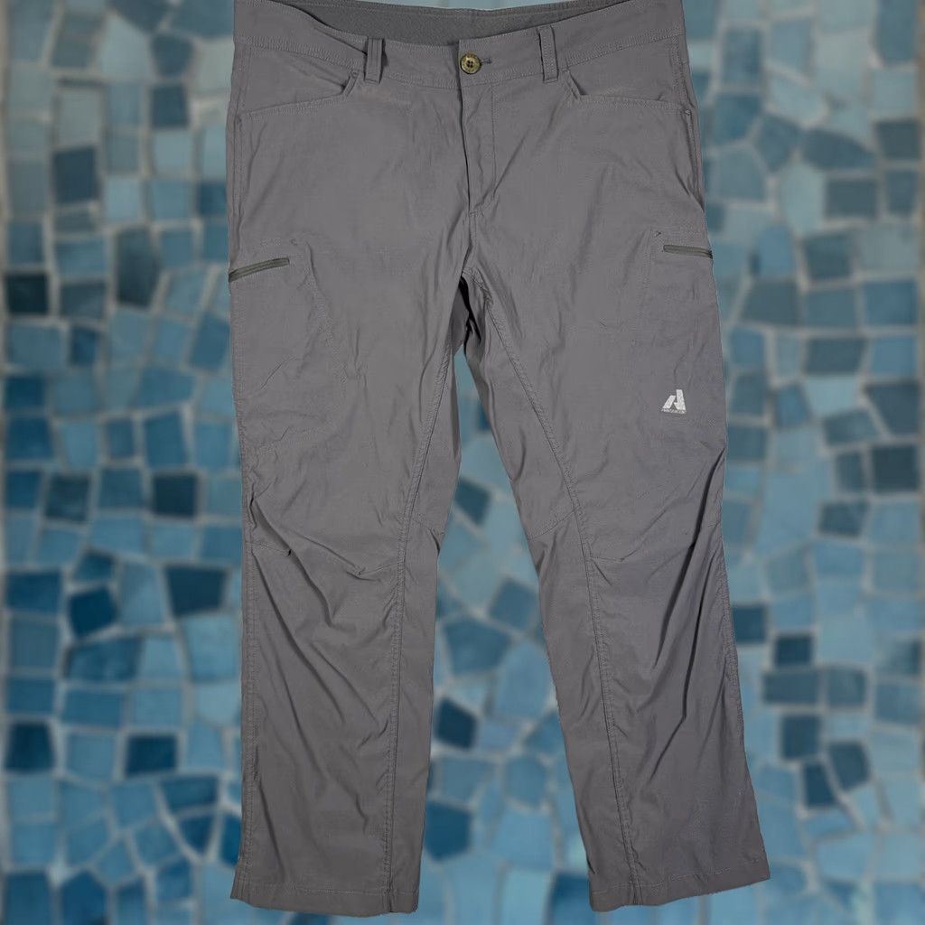 Eddie Bauer Eddie Bauer First Ascent Pants Men’s 38x32 Guide Pro Outdoor Hiking Stretch Tech Chino Casual Workwear Size US 38 / EU 54 - 1 Thumbnail