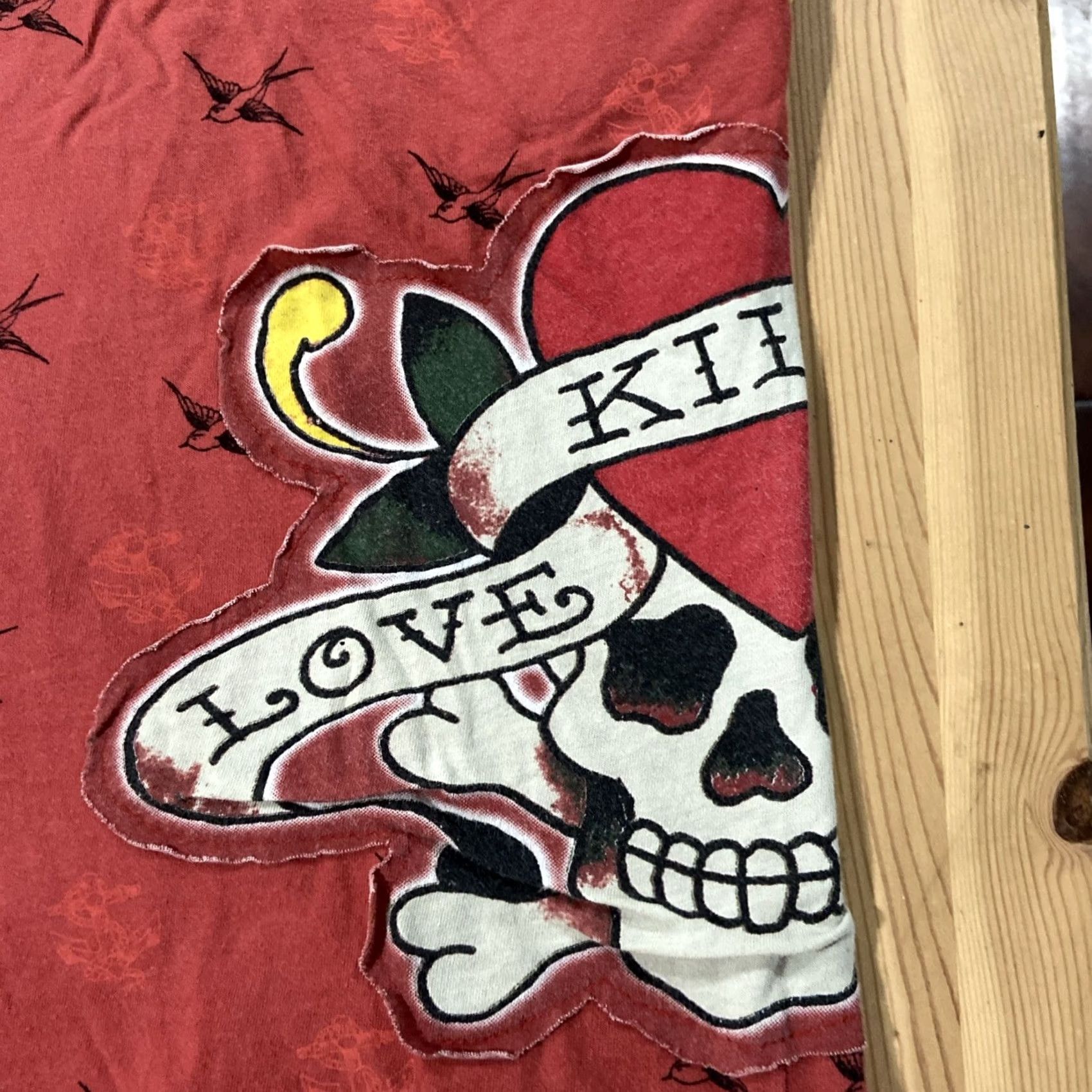 Ed Hardy ED HARDY Shirt XL Red Graphic Print Crew Neck T-Shirt Unisex Adults USA Birds Skulls AOP Size US XL / EU 56 / 4 - 3 Thumbnail