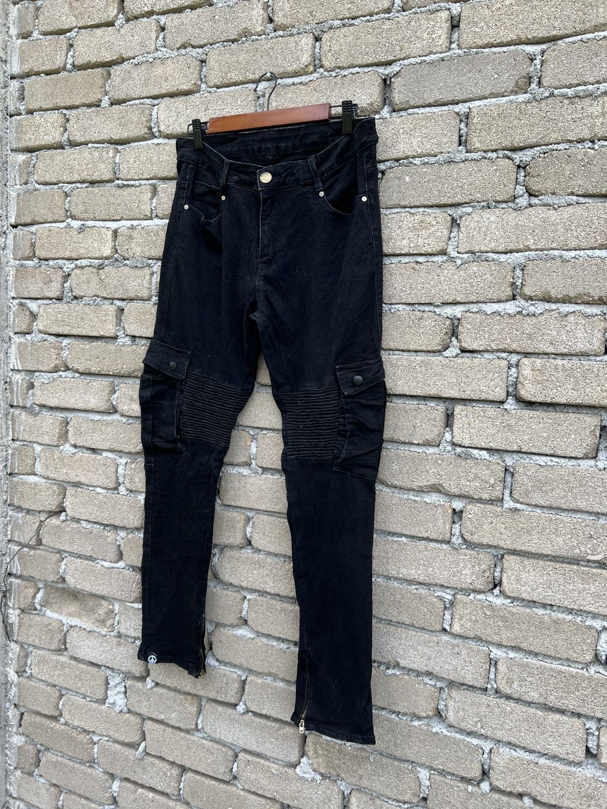 Japanese Brand Anarchy Cargo Bondage Pants Waist 32" Size US 32 / EU 48 - 4 Thumbnail