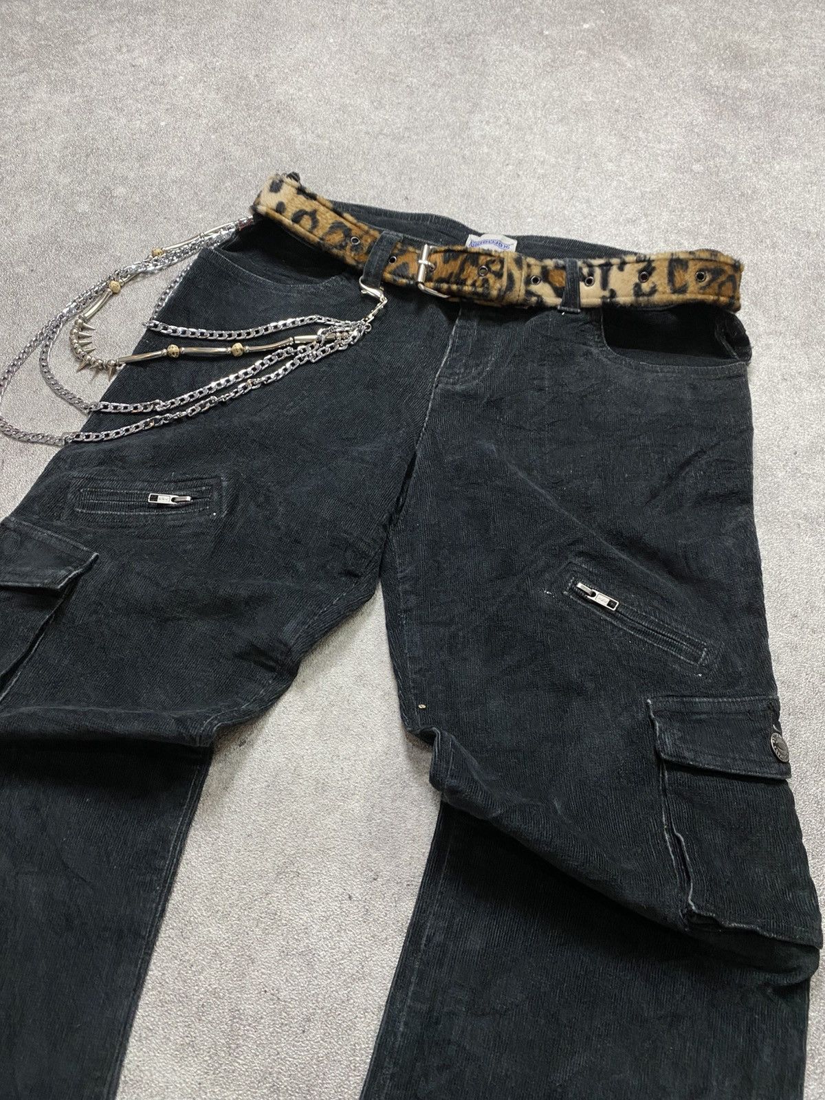 If Six Was Nine × Japanese Brand × Le Grande Bleu (L.G.B.) 2000s Bluewax Cargo Flare Corduroy Pant Size US 30 / EU 46 - 3 Thumbnail