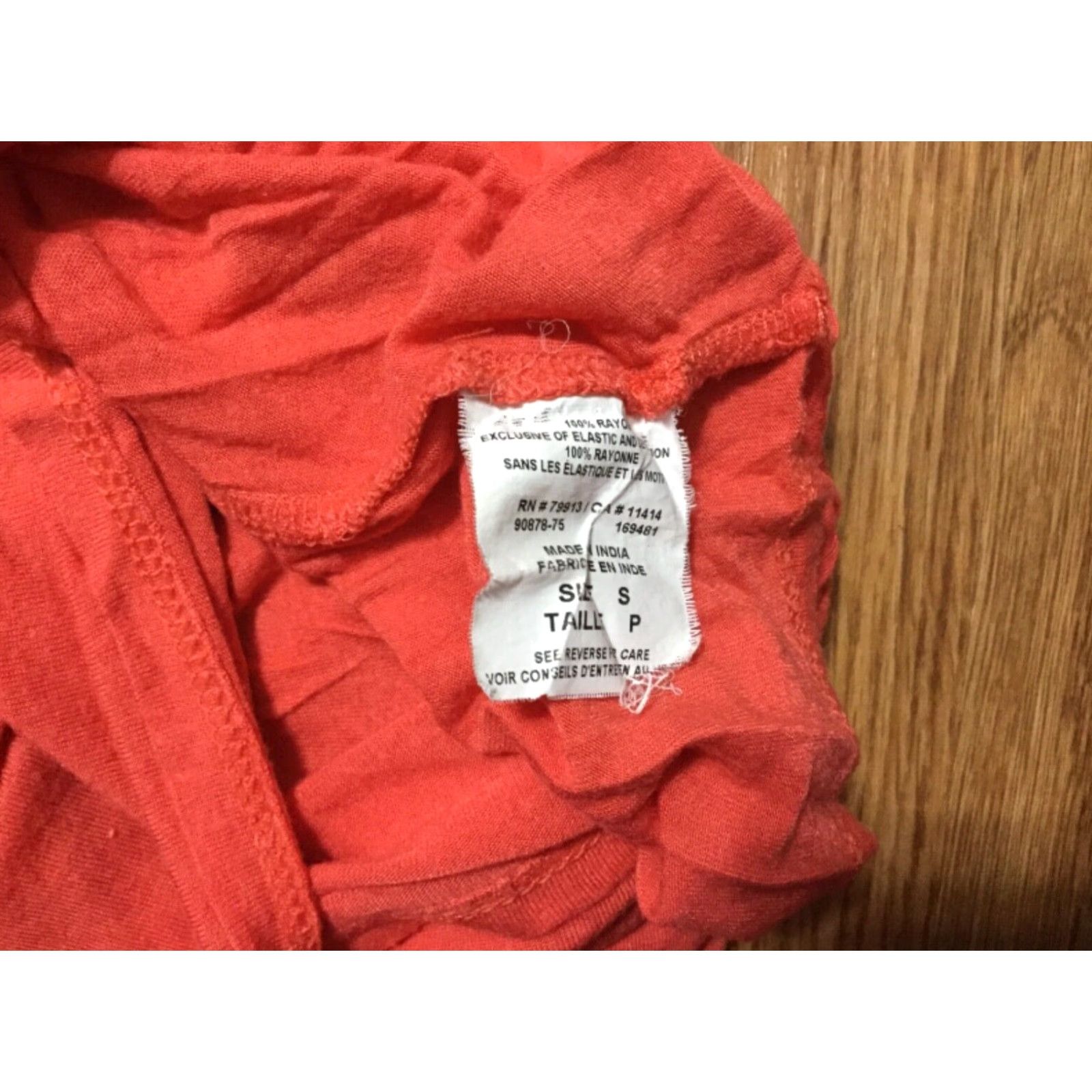 Vintage MOTHERHOOD MATERNITY Orange V-Neck Ruffle Knit Top Blouse Size S Womens Size S / US 4 / IT 40 - 4 Thumbnail