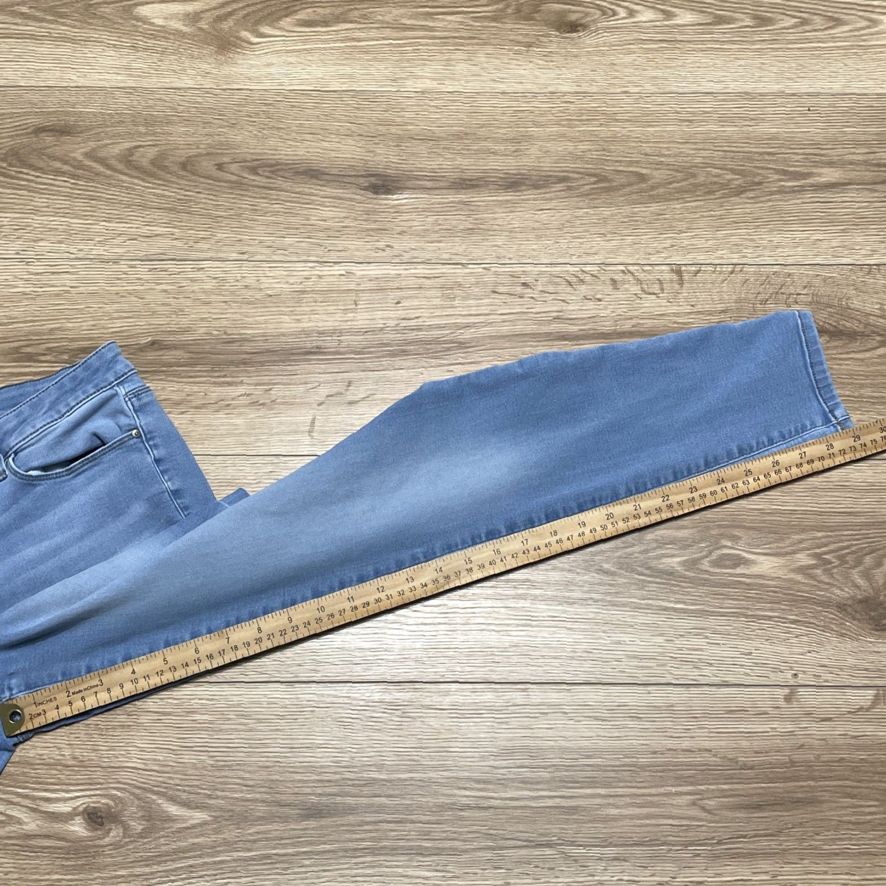 Vintage VINTAGE LEI Jeans Regular Straight Leg Light Wash Size 13 Junior Womens Blue Size 34" / US 12 / IT 48 - 7 Thumbnail