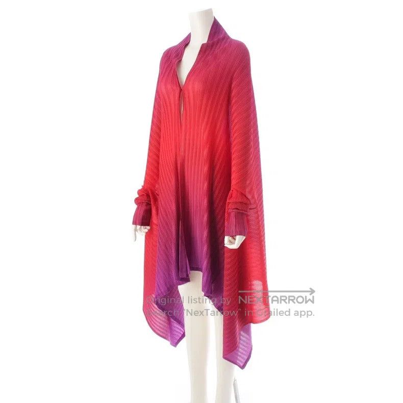 Issey Miyake Issey Miyake Red Coat Size M / US 6-8 / IT 42-44 - 2 Thumbnail