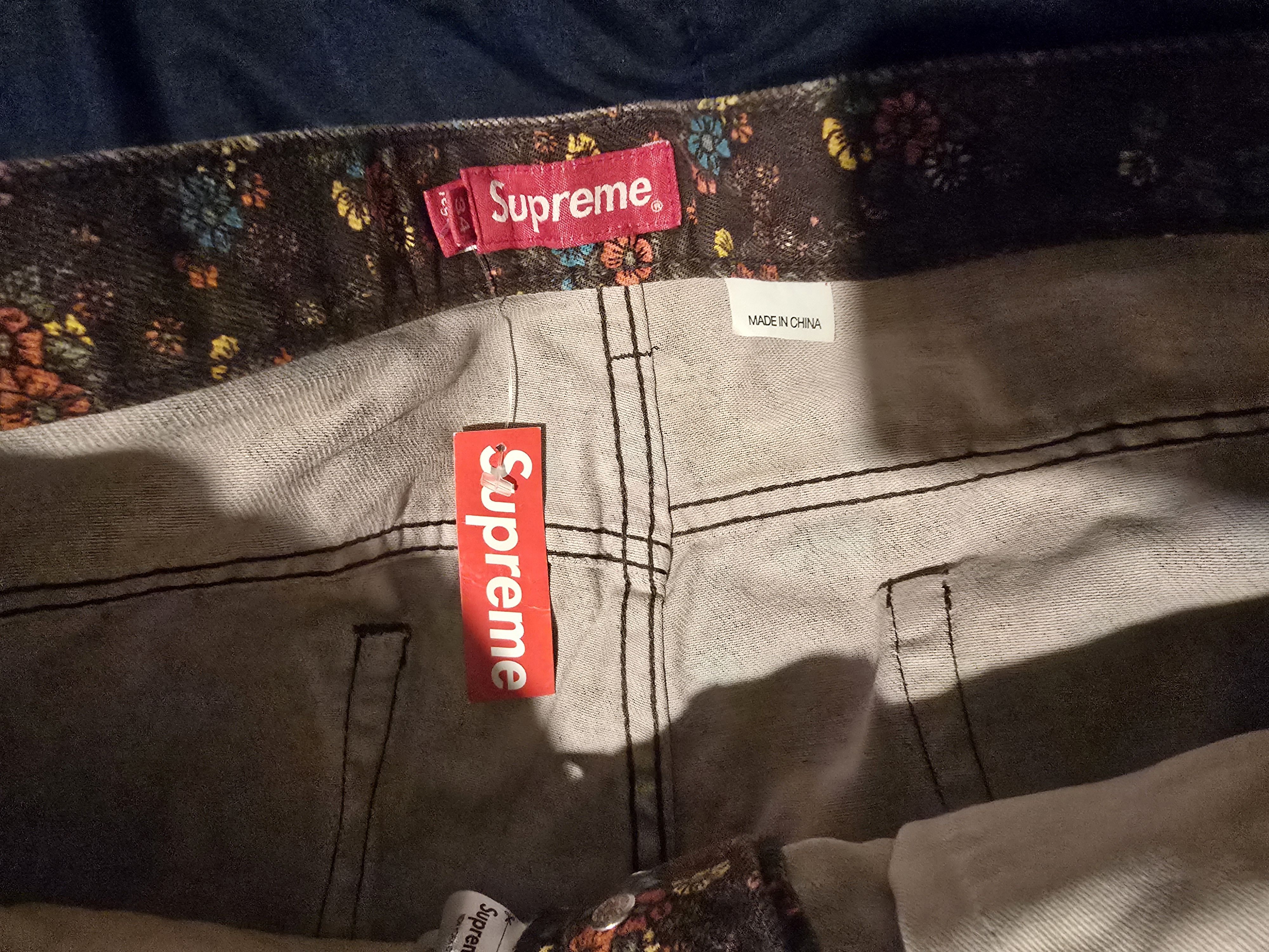 Supreme Supreme Regular Jean 'Flowers' (SS22). Size US 34 / EU 50 - 6 Thumbnail