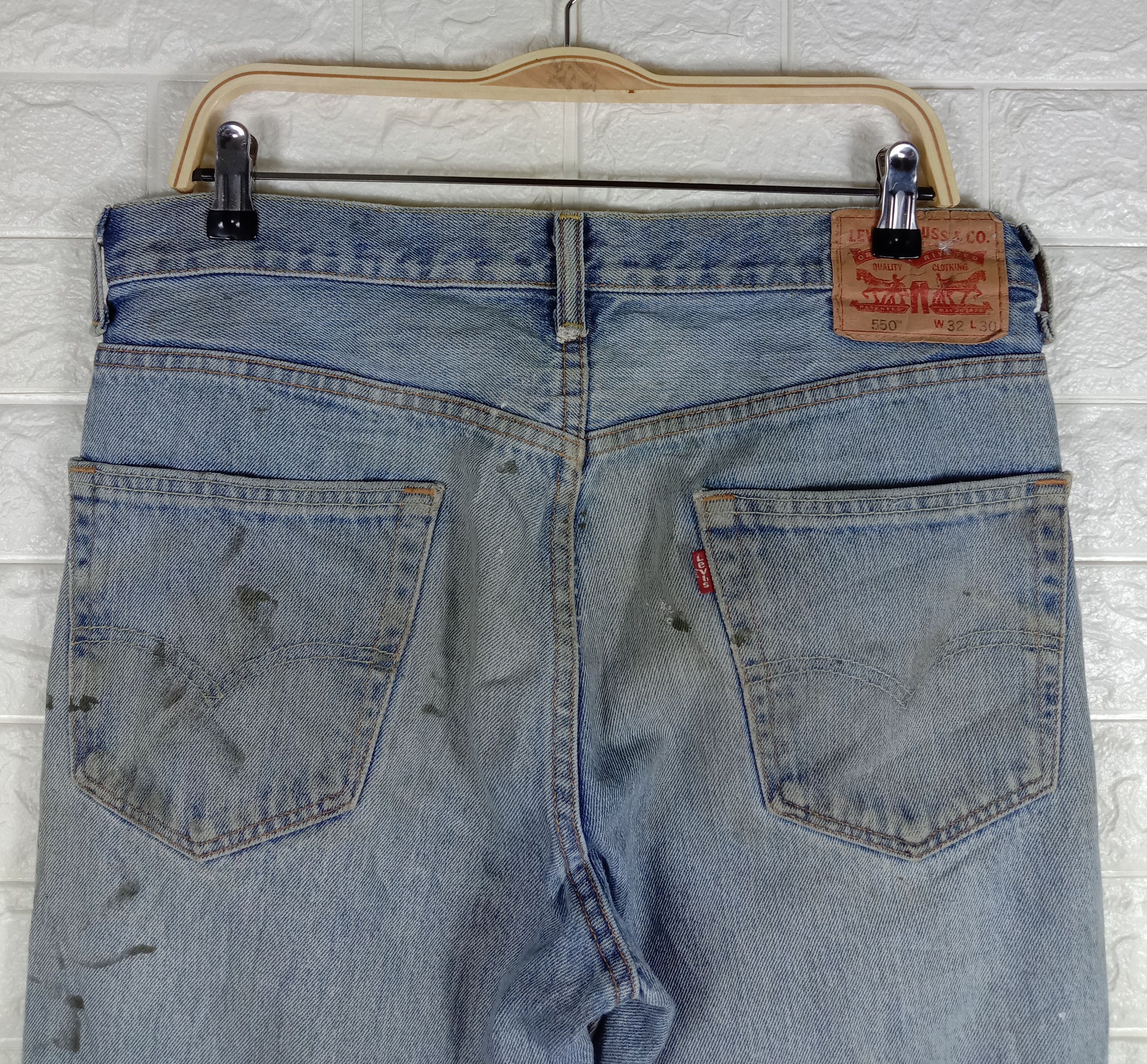 Levi's Vintage Levi's 550 Jeans Dirty Wash Distressed Denim Size US 32 / EU 48 - 6 Thumbnail