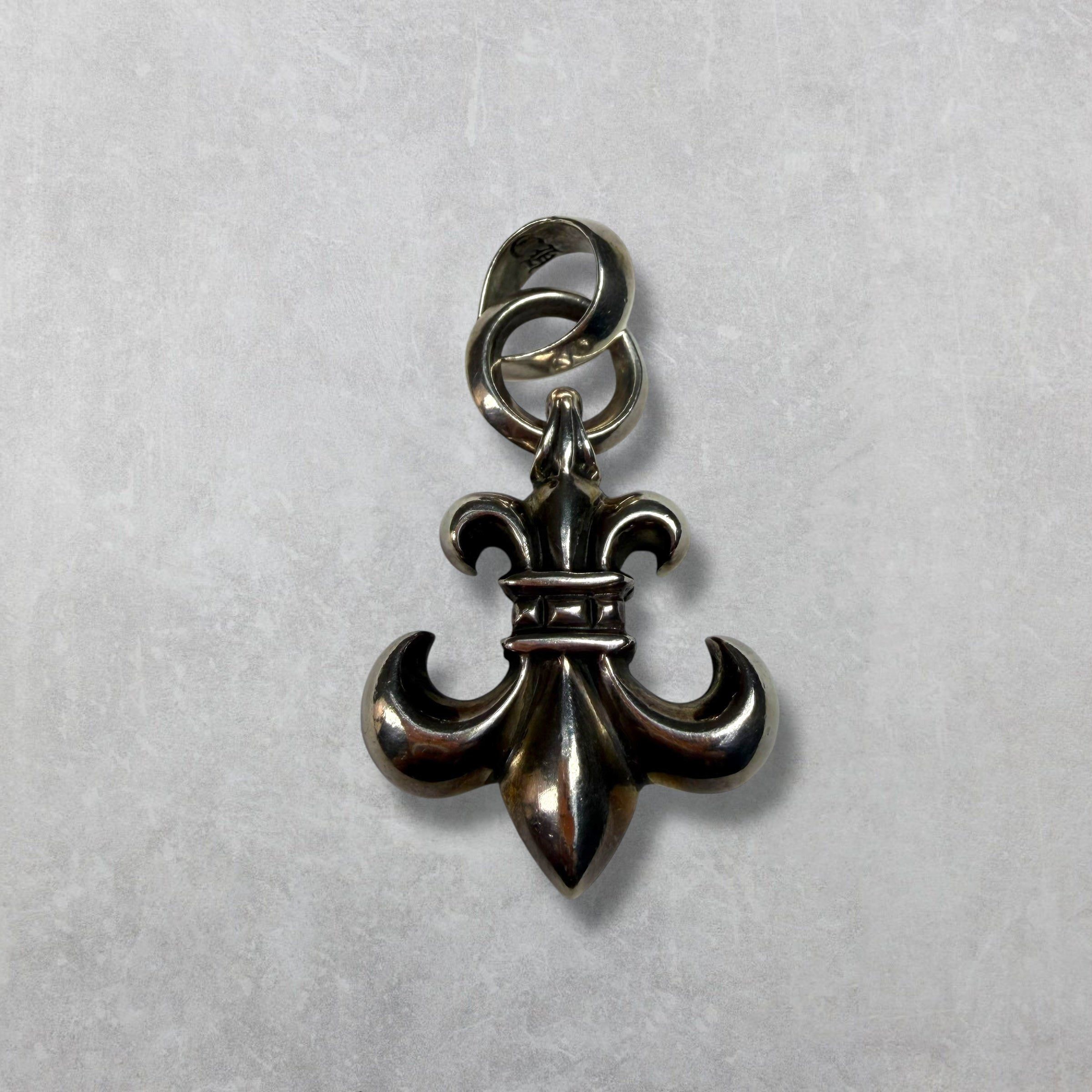 Chrome Hearts Chrome Hearts BS Fleur Pendant with Bale | Grailed