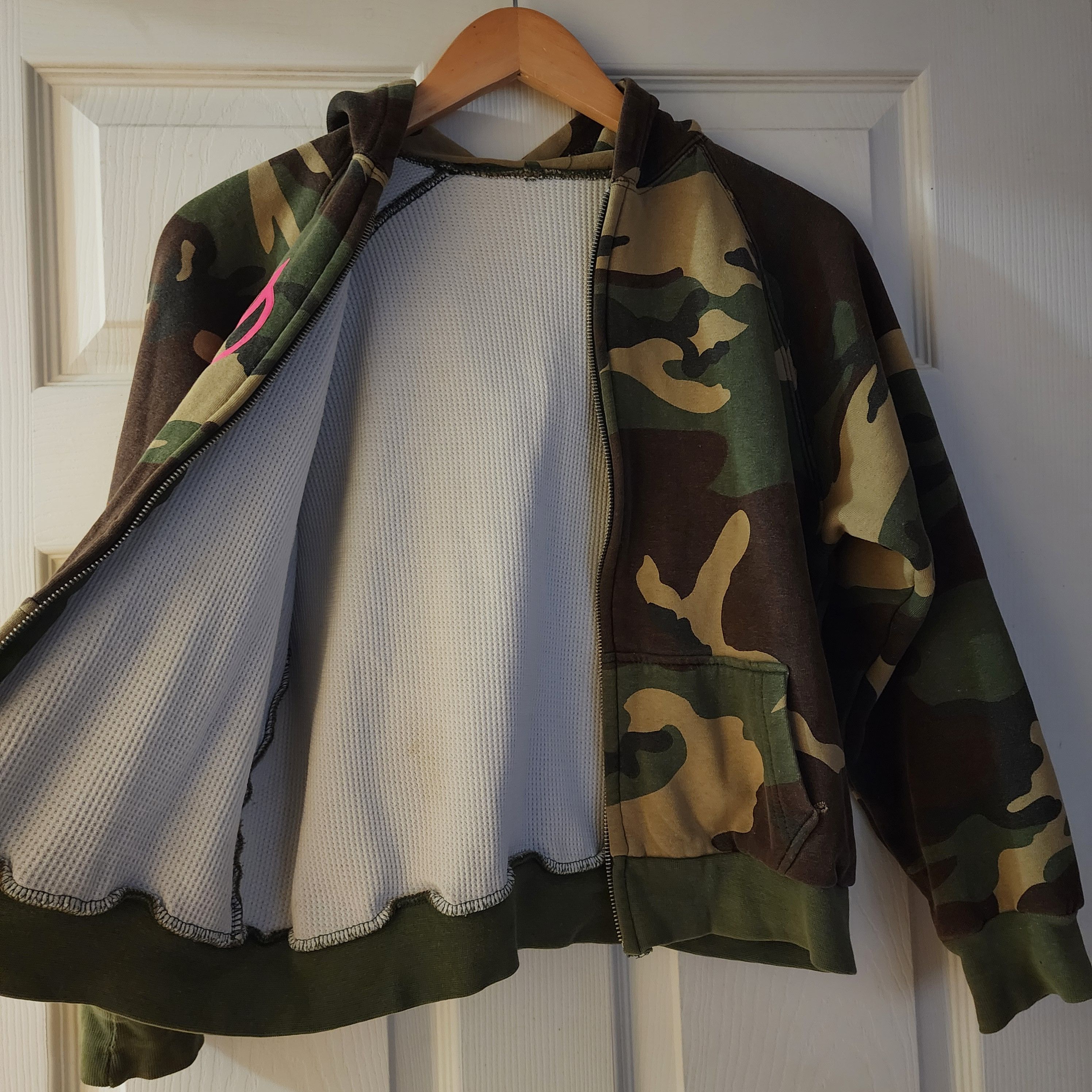 I Love NY Vintage CLAW Money Graffiti NYC Camo Claw Crop Top Hoodie Size S / US 4 / IT 40 - 8 Thumbnail