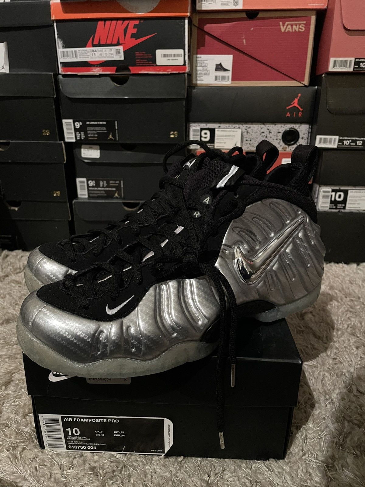 Nike Nike Air Foamposite Pro Silver Surfer Size US 10 / EU 43 - 1 Thumbnail