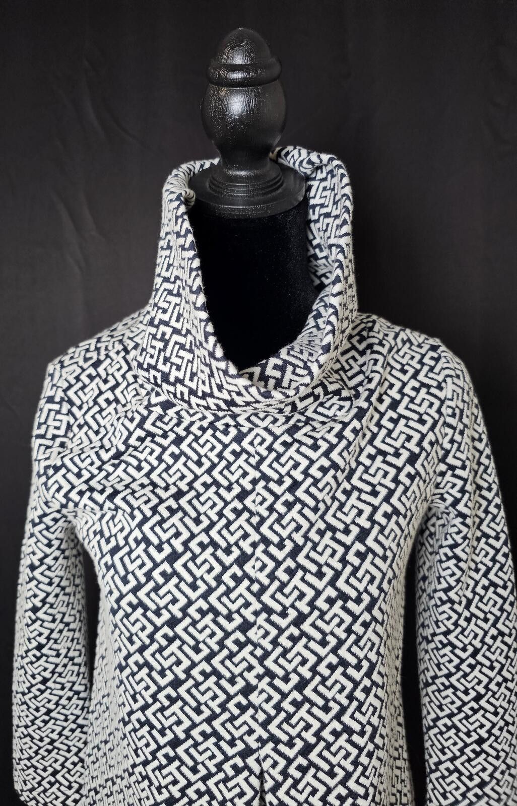 Other Tyler Boe Dress Black & White Womens Size XS Cowl Neck Size XS / US 0-2 / IT 36-38 - 1 Thumbnail