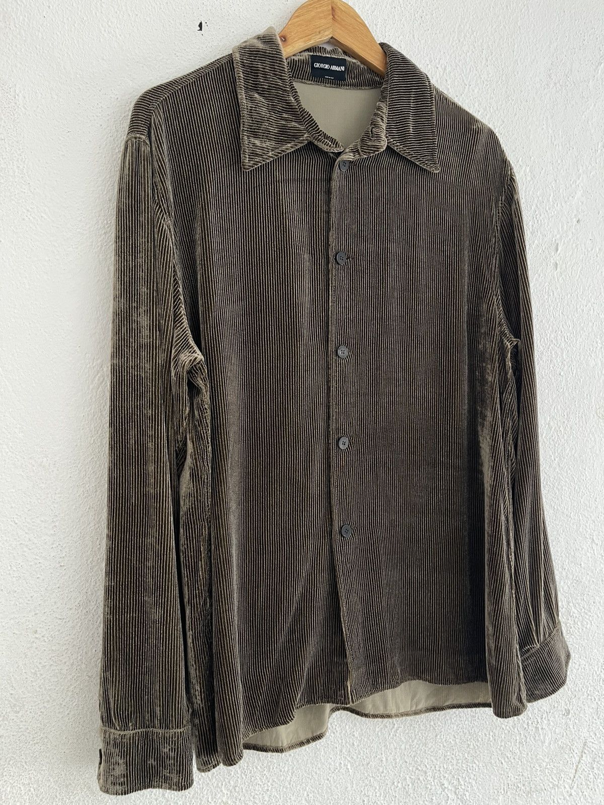 Giorgio Armani Giorgio Armani Corduroy Shimmer Button Shirt Size US L / EU 52-54 / 3 - 2 Thumbnail