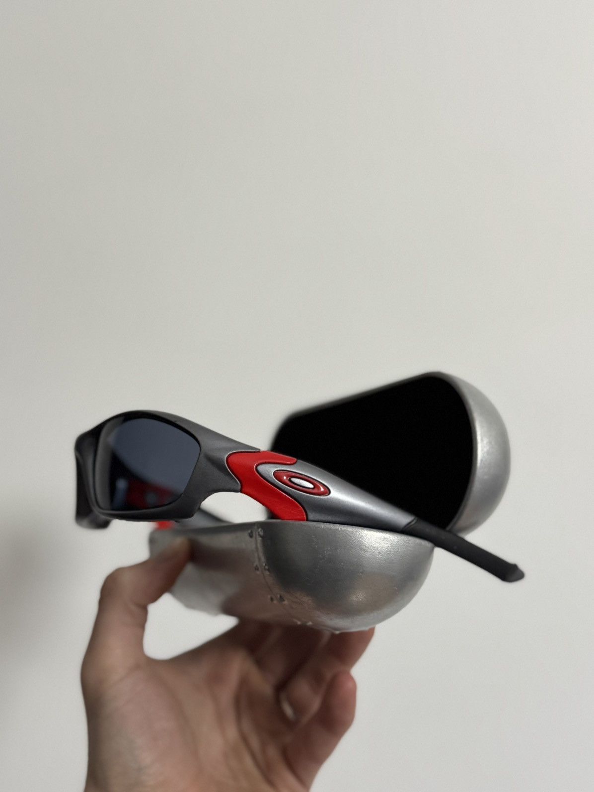 Oakley Tsuyoshi Nagabuchi 2007 Oakley Straight Jacket x Ducati Size ONE SIZE - 6 Thumbnail