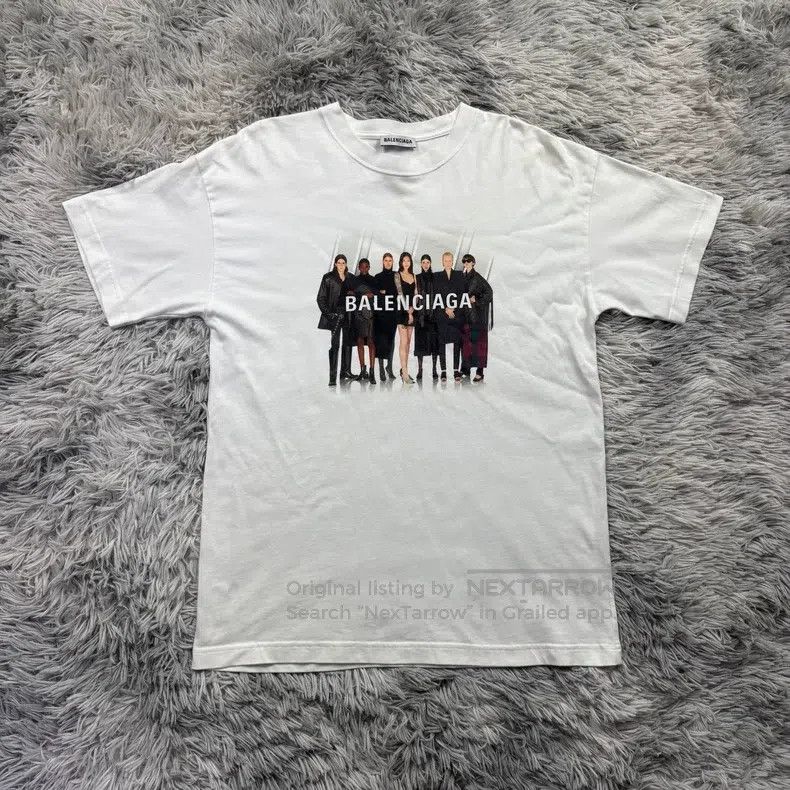 Balenciaga Balenciaga Portrait short-sleeve Size US M / EU 48-50 / 2 - 1 Thumbnail