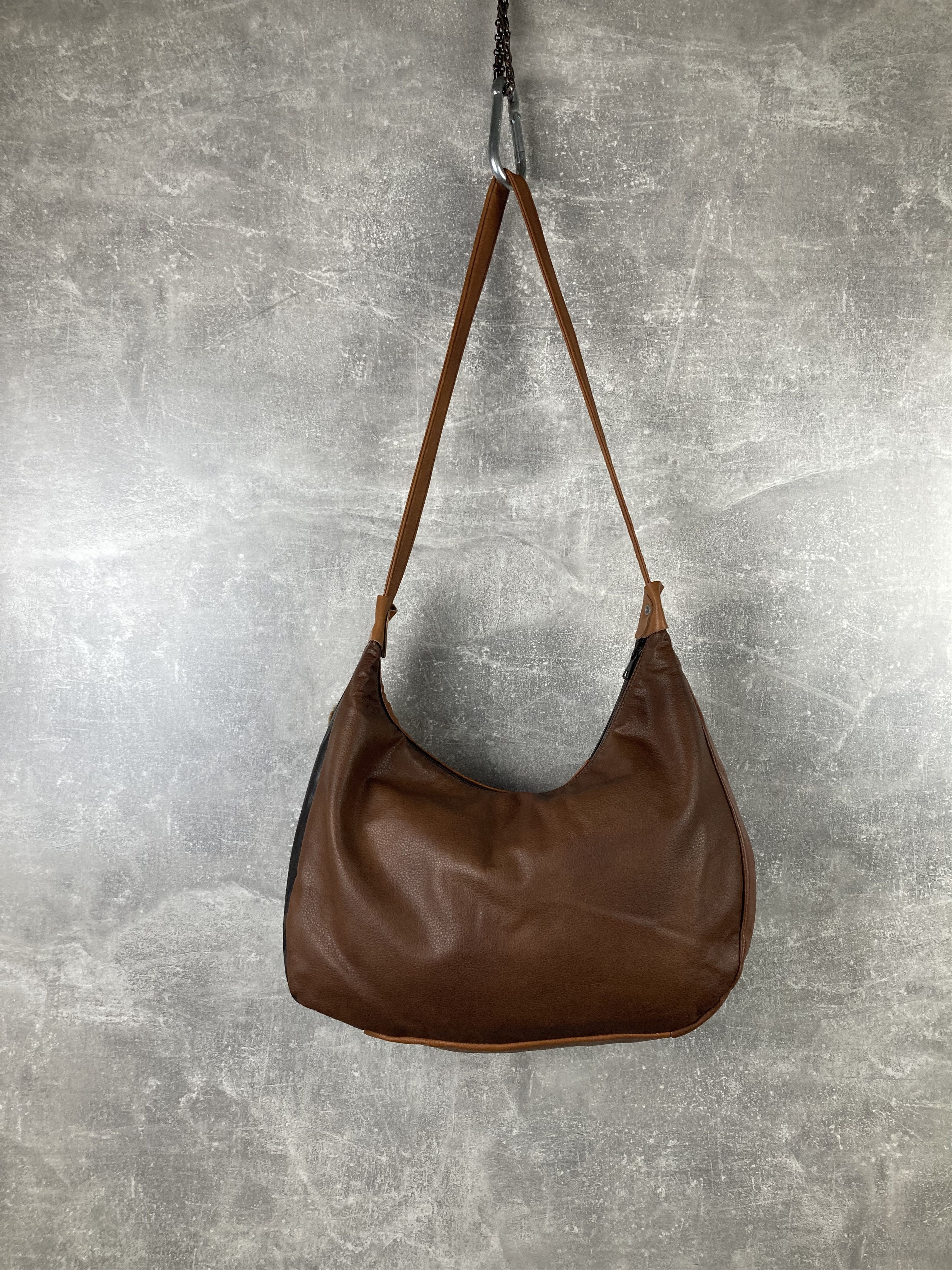 Genuine Leather Womens fluffy brown leather Y2K avant garde crossbody bag Size ONE SIZE - 6 Thumbnail