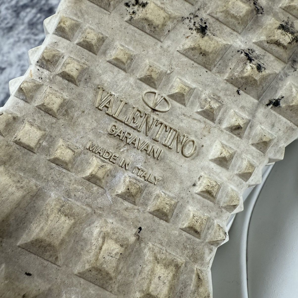 Valentino VALENTINO GARAVANI Rockstud ‘White’ Leather Trainers Size US 9 / EU 42 - 6 Thumbnail