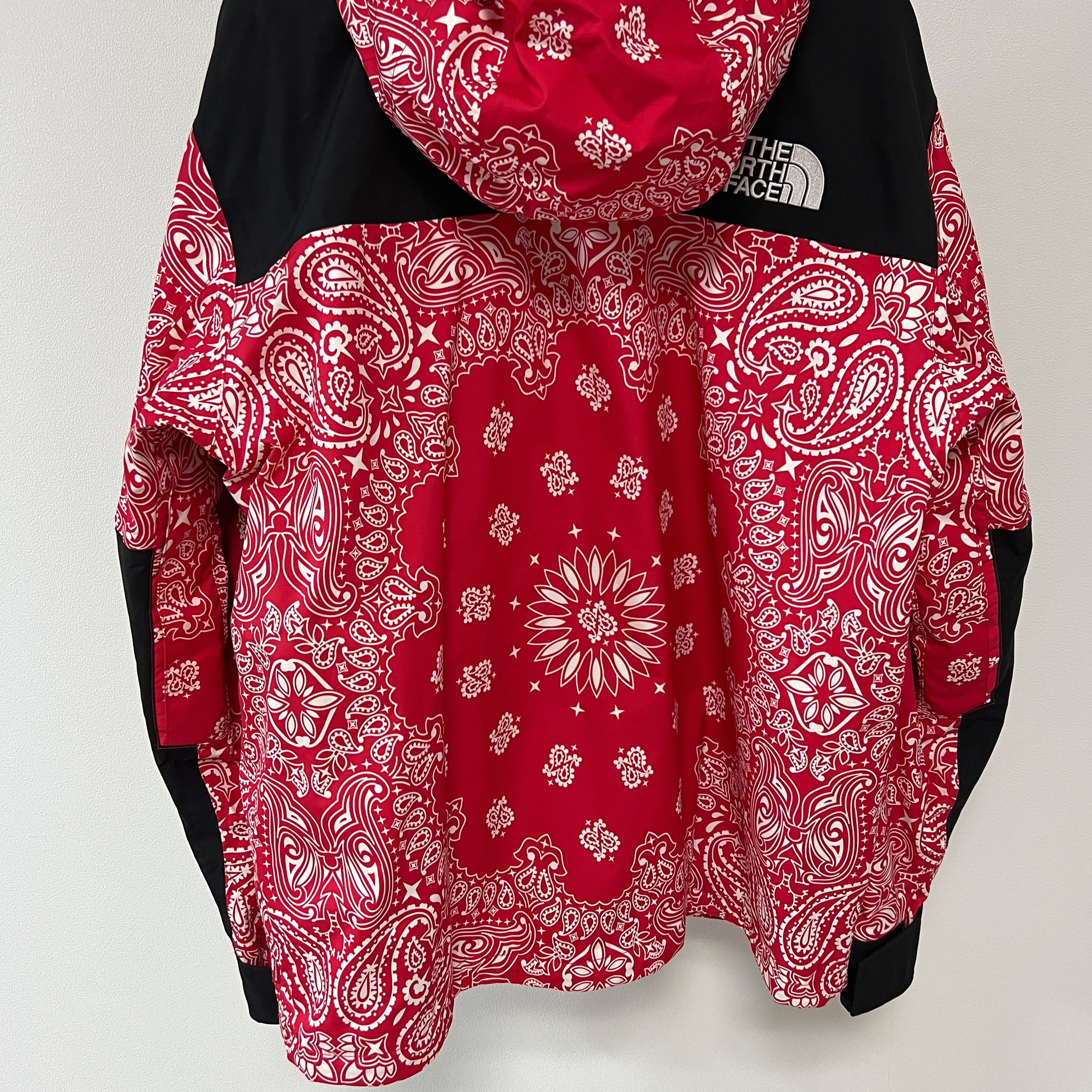 Supreme × The North Face Supreme The North Face FW14 Bandana Mountain Jacket Red Size US XL / EU 56 / 4 - 6 Thumbnail