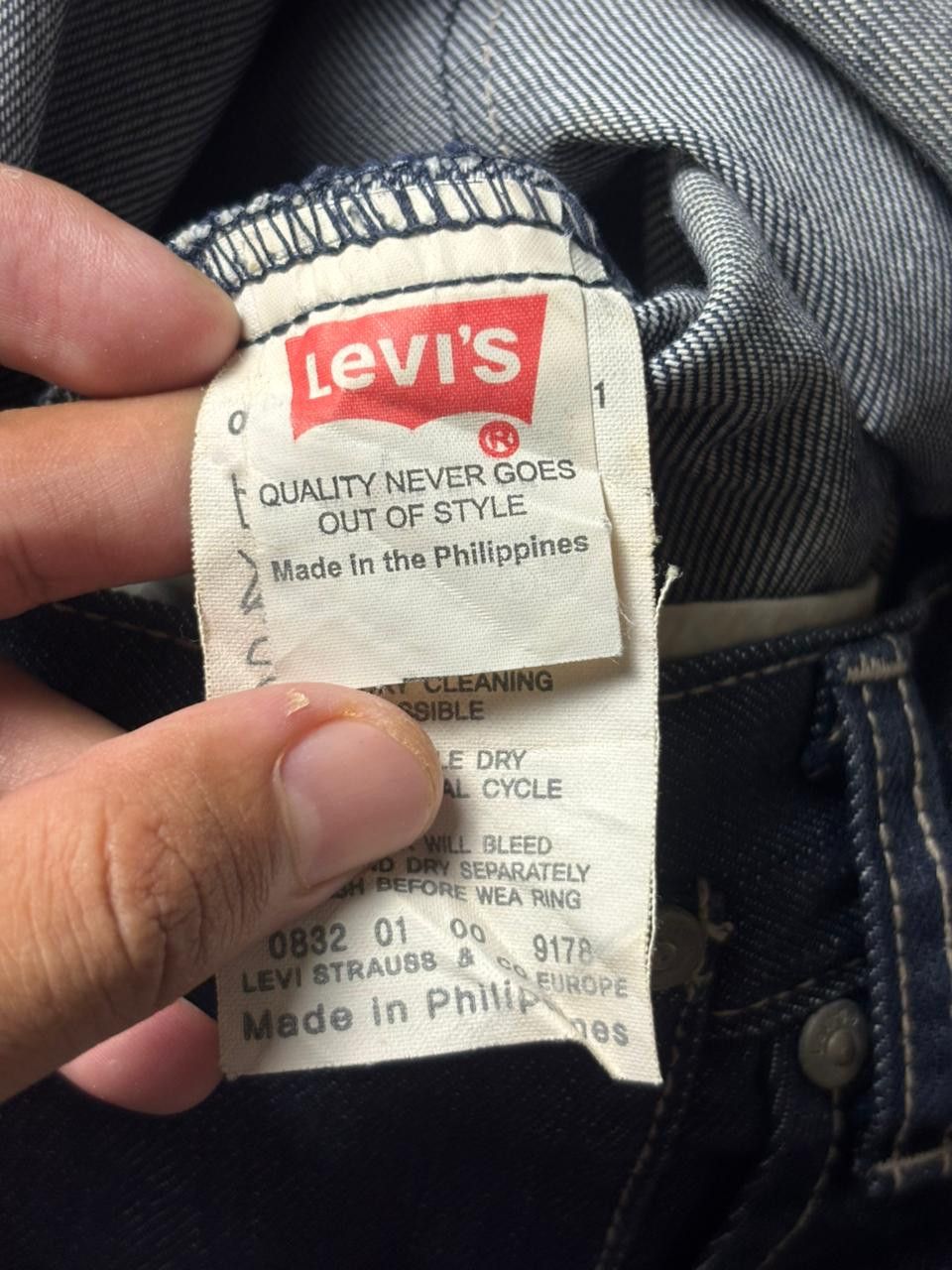 Levi's 2000s Levi's Engineered Twisted Jeans Size US 27 - 5 Thumbnail