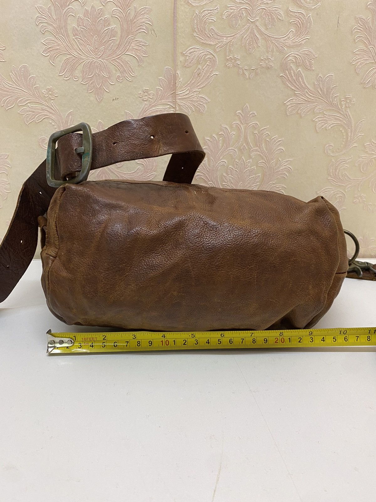 Japanese Brand Japanese Brand Green Label Relaxing Leather Sling Bag Size ONE SIZE - 5 Thumbnail