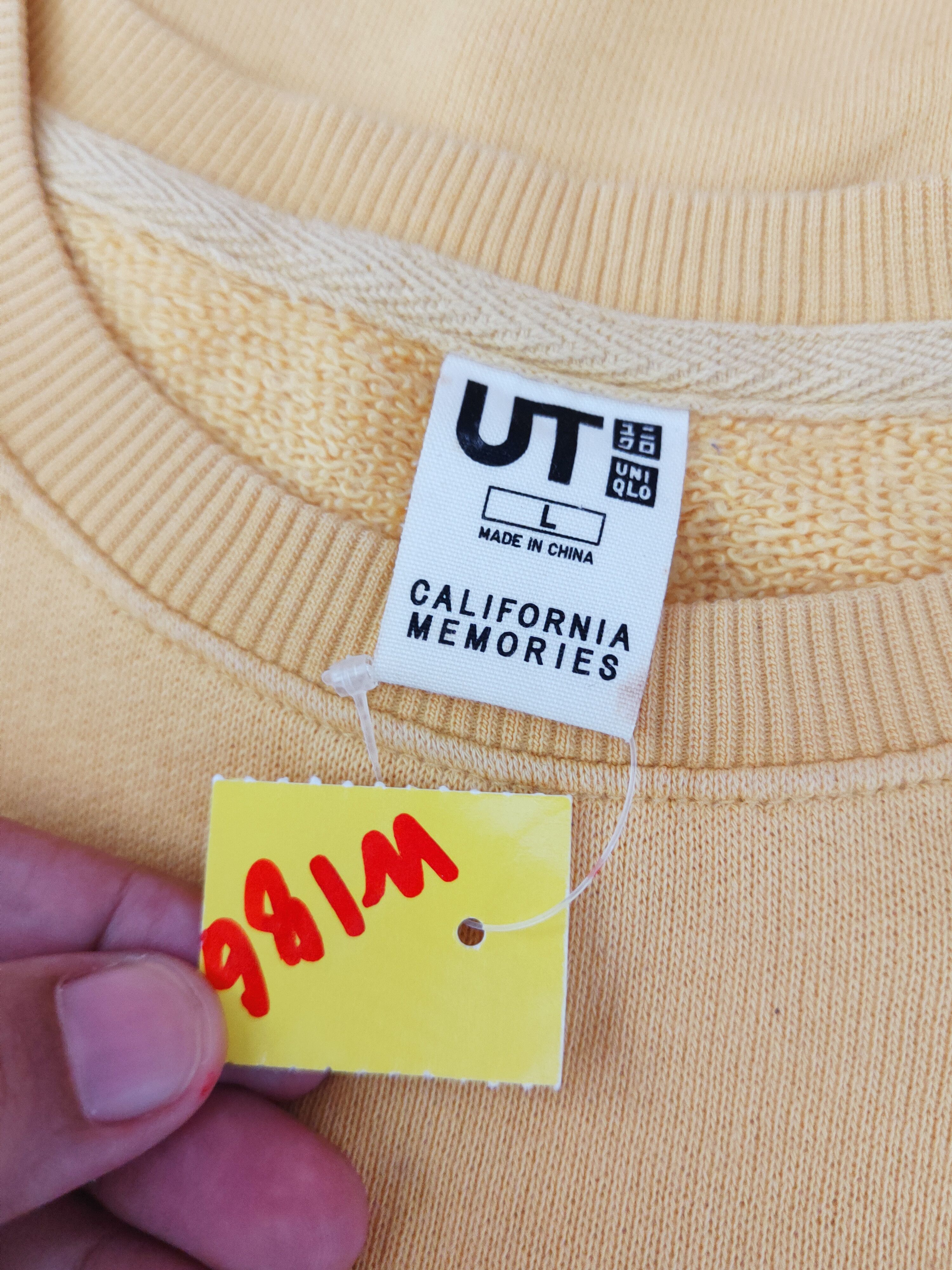 California Republic 1978 Yucca Valley X Uniqlo Yellow Sweatshirts #W186 Size US L / EU 52-54 / 3 - 13 Thumbnail