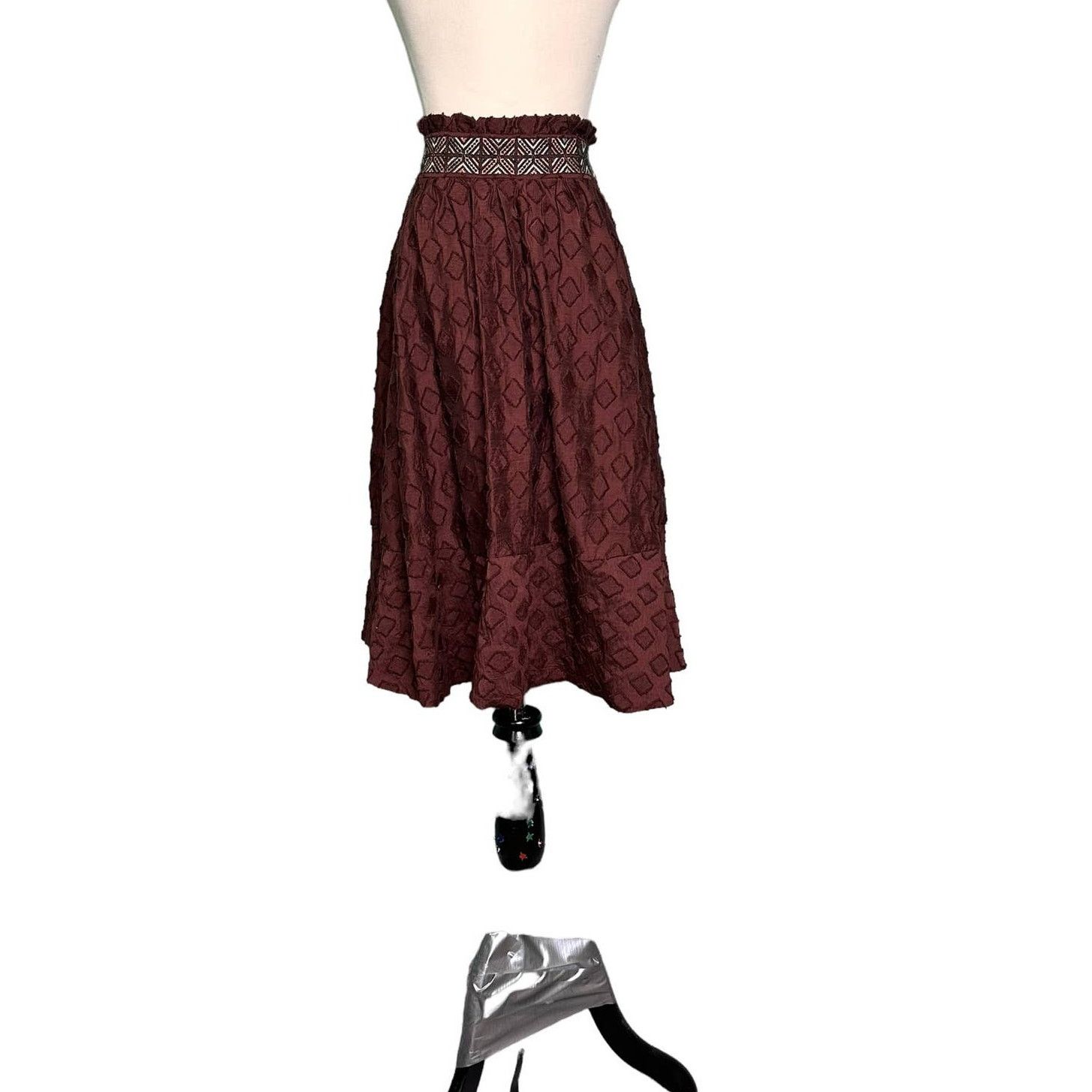 Anthropologie Maeve brown knee length pleated lined skirt size 2 Size 27" / US 4 / IT 40 - 8 Thumbnail