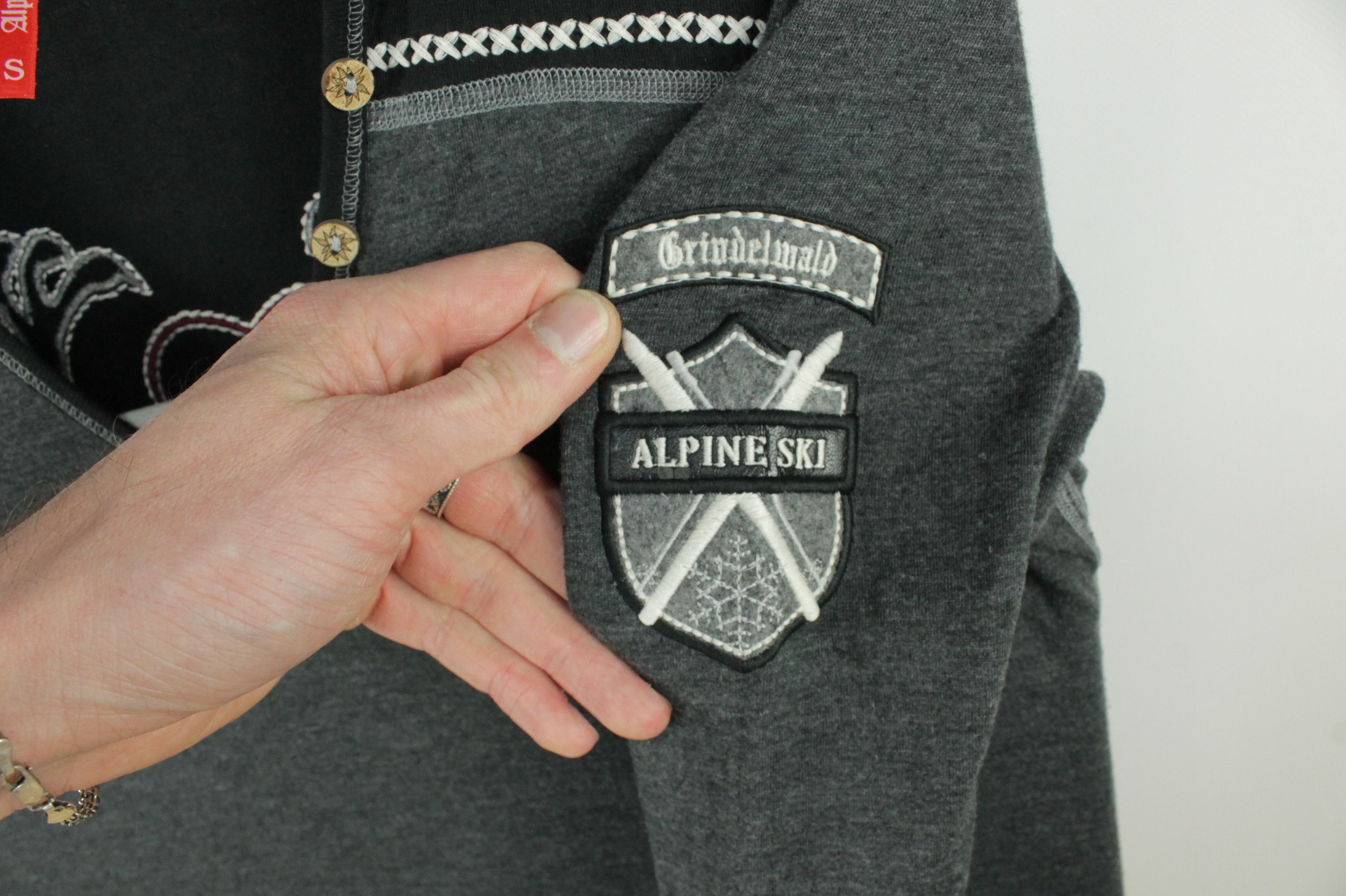 Other Alp-n-Rock Cross Country Henley Shirt Embroidered Hearts Size S / US 4 / IT 40 - 4 Thumbnail