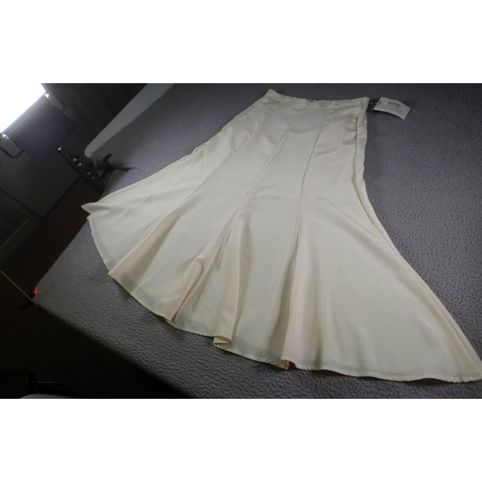 DANCER VINTAGE Western Skirt Womens Small White Cowgirl 90s Rodeo Square Dance Show USA 1849 Authentic Ranchwear Flare Long Lined Elastic Zip Womens Size 28" / US 6 / IT 42 - 5 Thumbnail