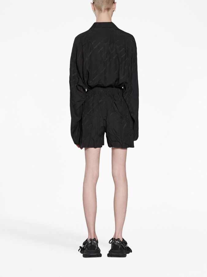 Balenciaga o1w1db10425 Logomania All Over Pyjama Shorts in Black Size US 32 / EU 48 - 4 Thumbnail