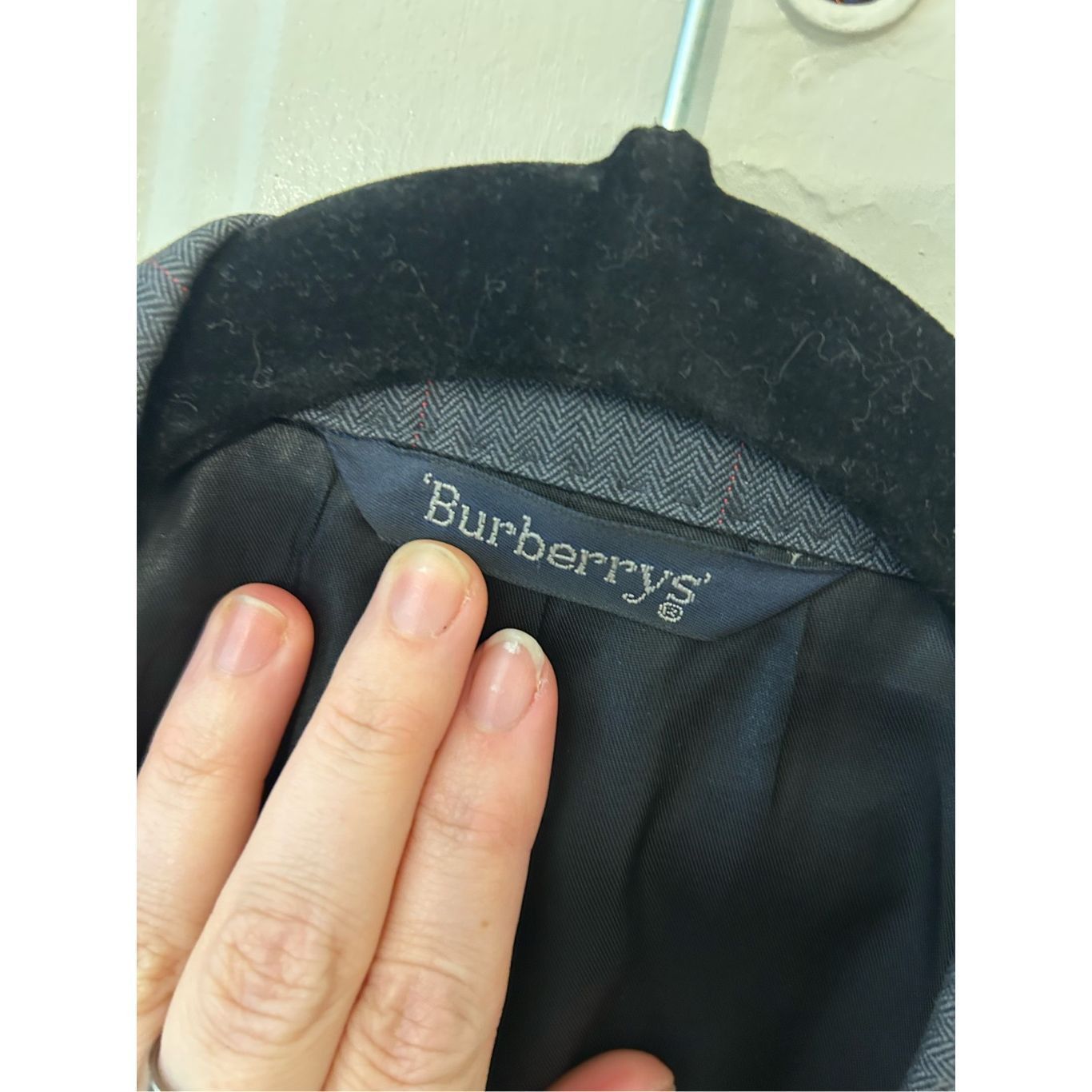 Burberry Burberry’s Pure Wool Gray Pinstripe Two-Button Blazer Sz 44R Size 44R - 2 Thumbnail