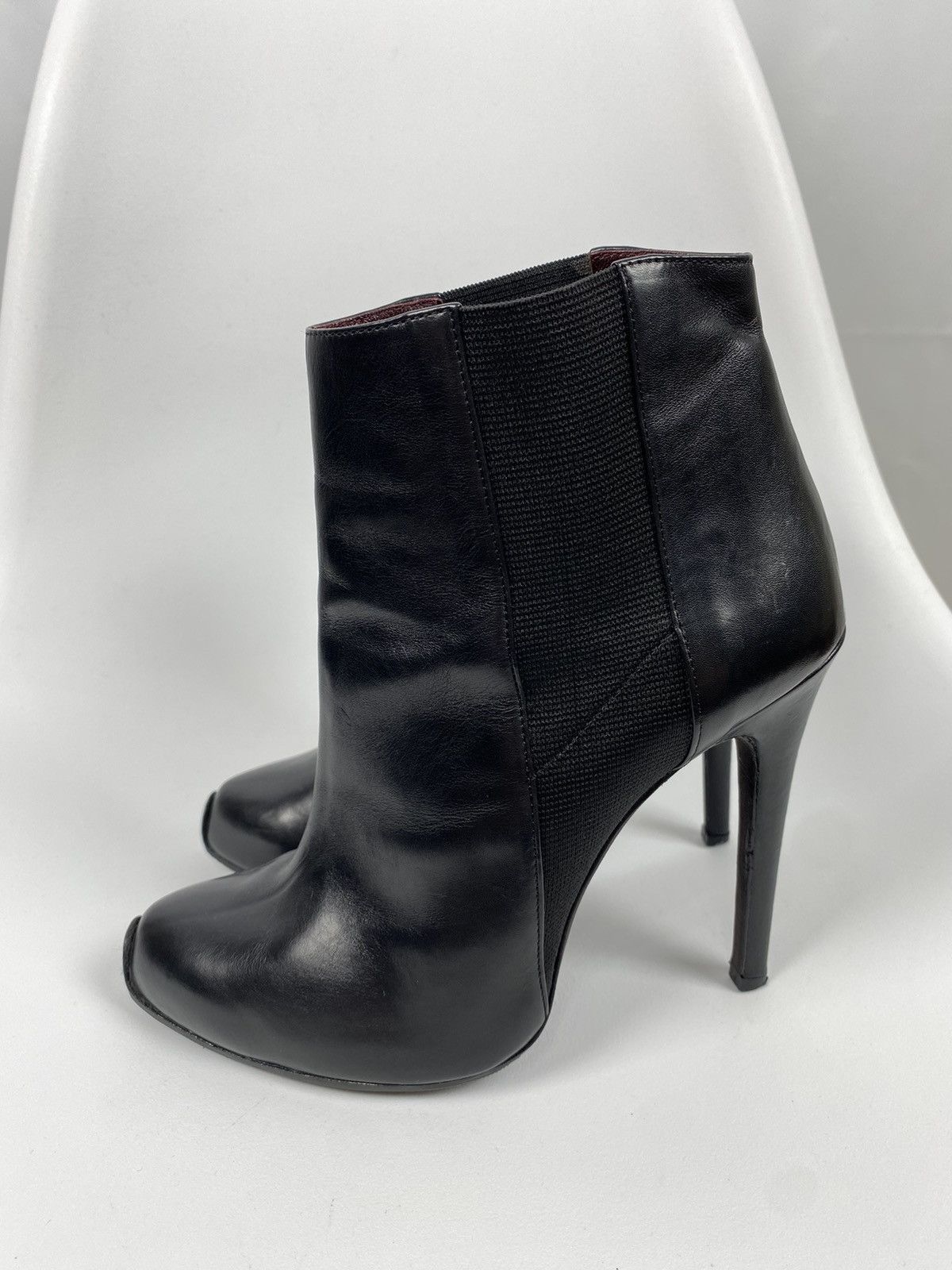 Giambattista Valli Giambattista Valli Ankle Boots Genuine Leather size 38 Size US 8 / IT 38 - 3 Thumbnail