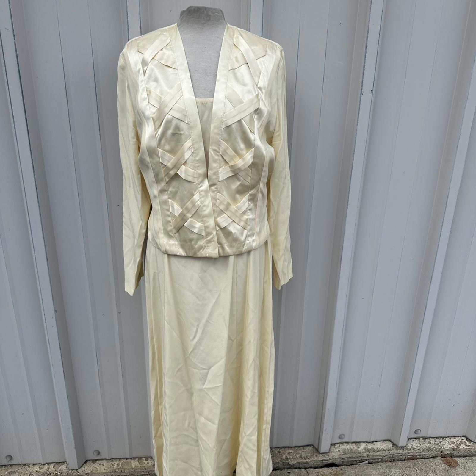 Other Vintage dress suit size 8 Size M / US 6-8 / IT 42-44 - 1 Thumbnail
