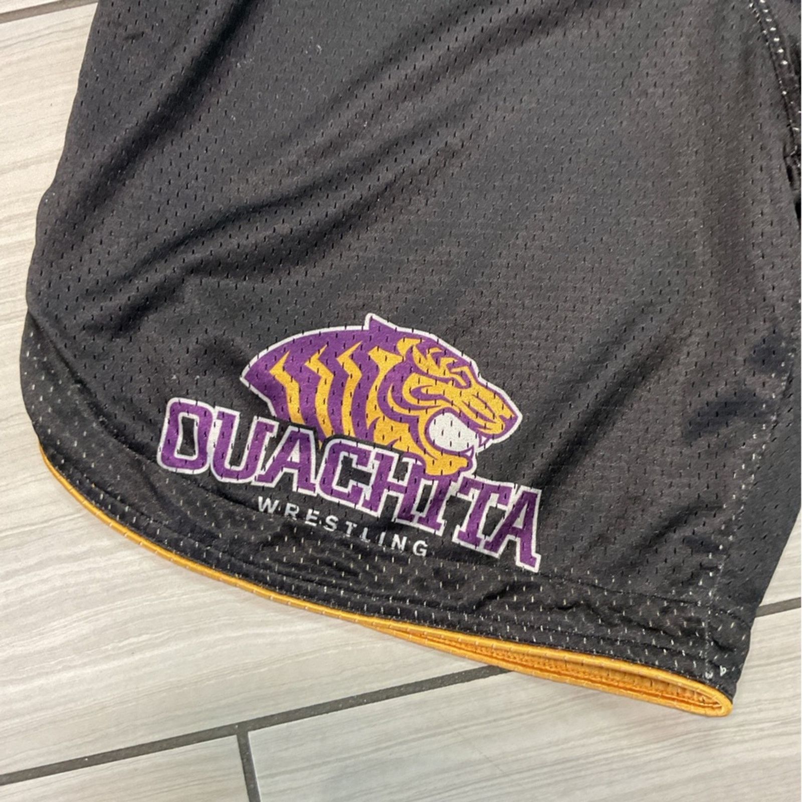Vintage Nearfall Ouachita Wrestling Team Shorts Size US 29 - 5 Thumbnail