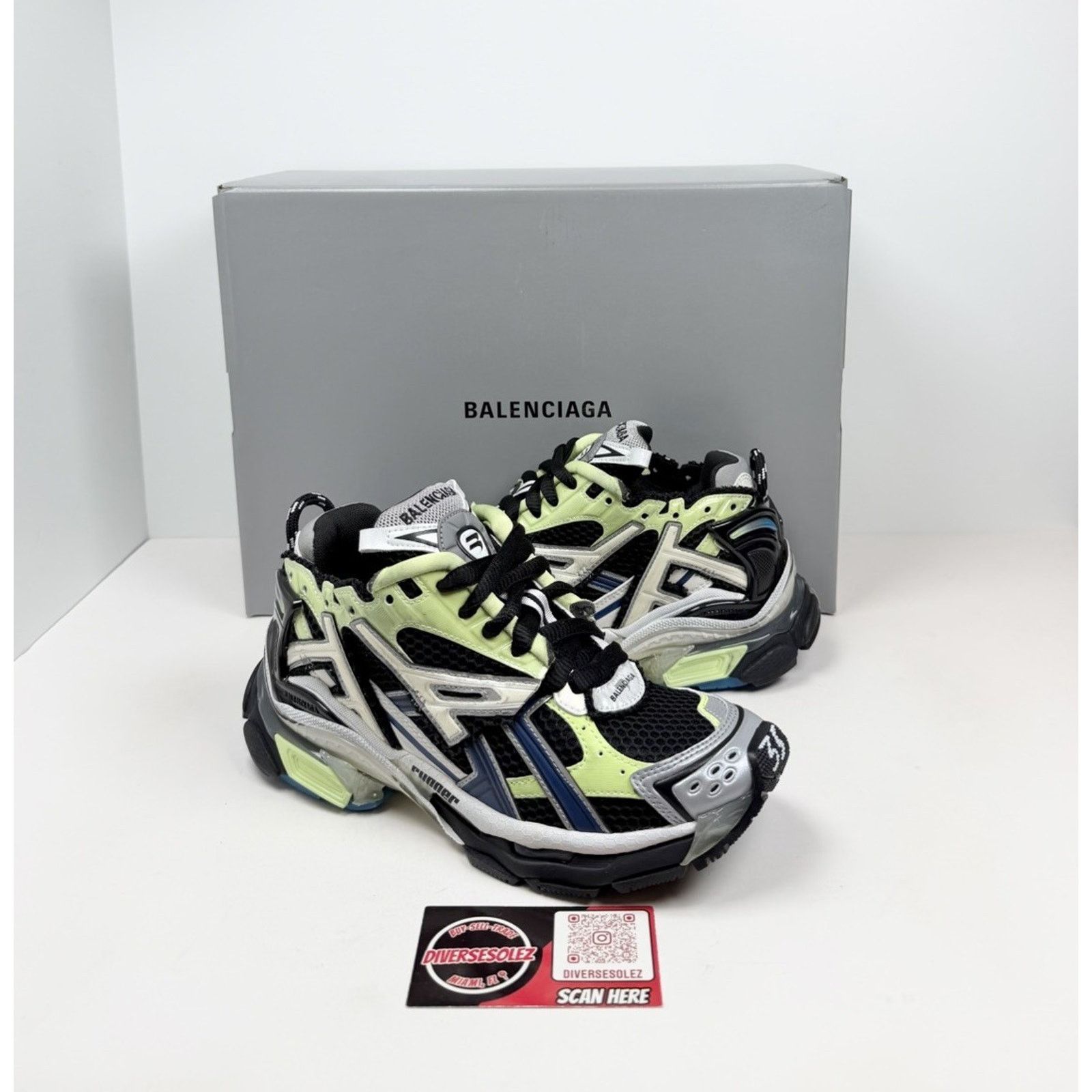 Balenciaga Size 35EU/5W - Balenciaga Runner Sneakers NEW Size US 5 / IT 35 - 1 Thumbnail