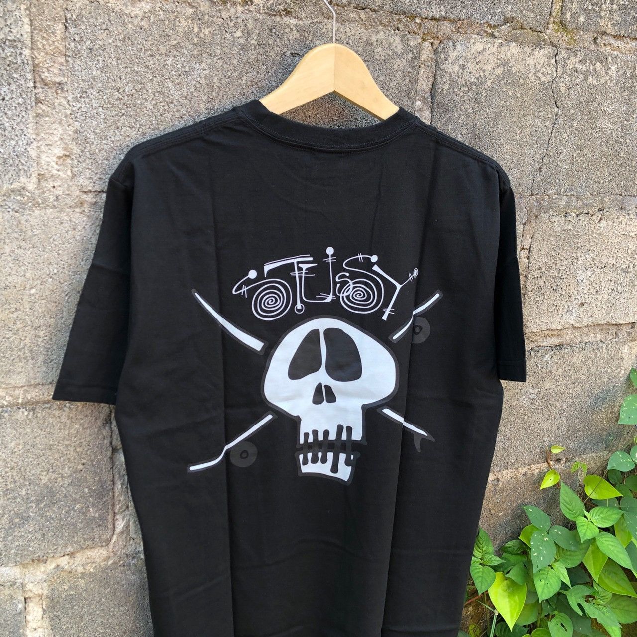 Stussy STUSSY SKULL SURFSKATE LOGO TEE BLACK // XL Size US XL / EU 56 / 4 - 1 Thumbnail