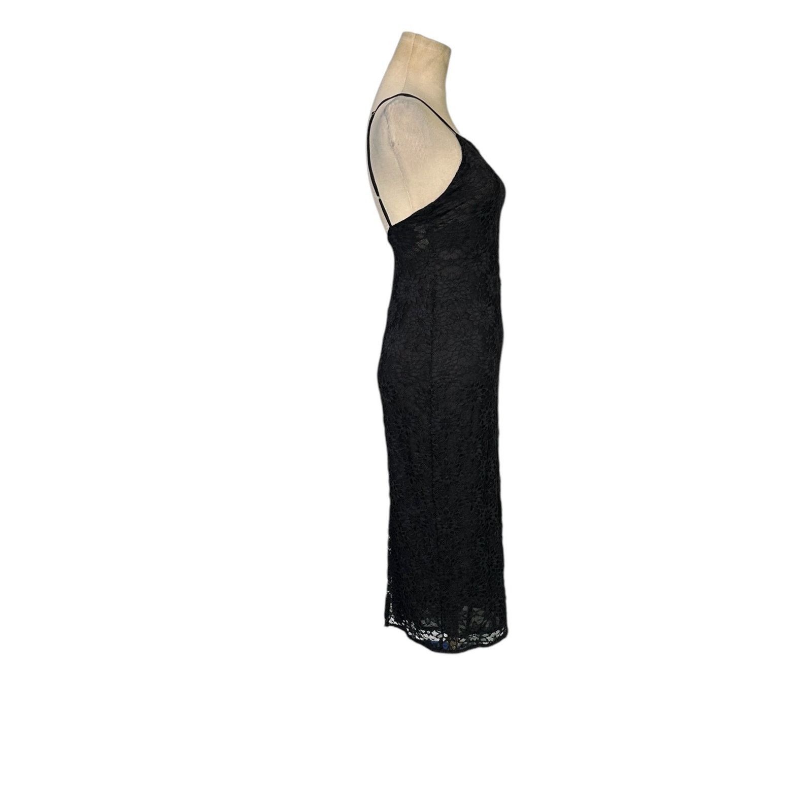 Urban Outfitters Out From Under black lace slip pencil dress size Small Size S / US 4 / IT 40 - 14 Thumbnail
