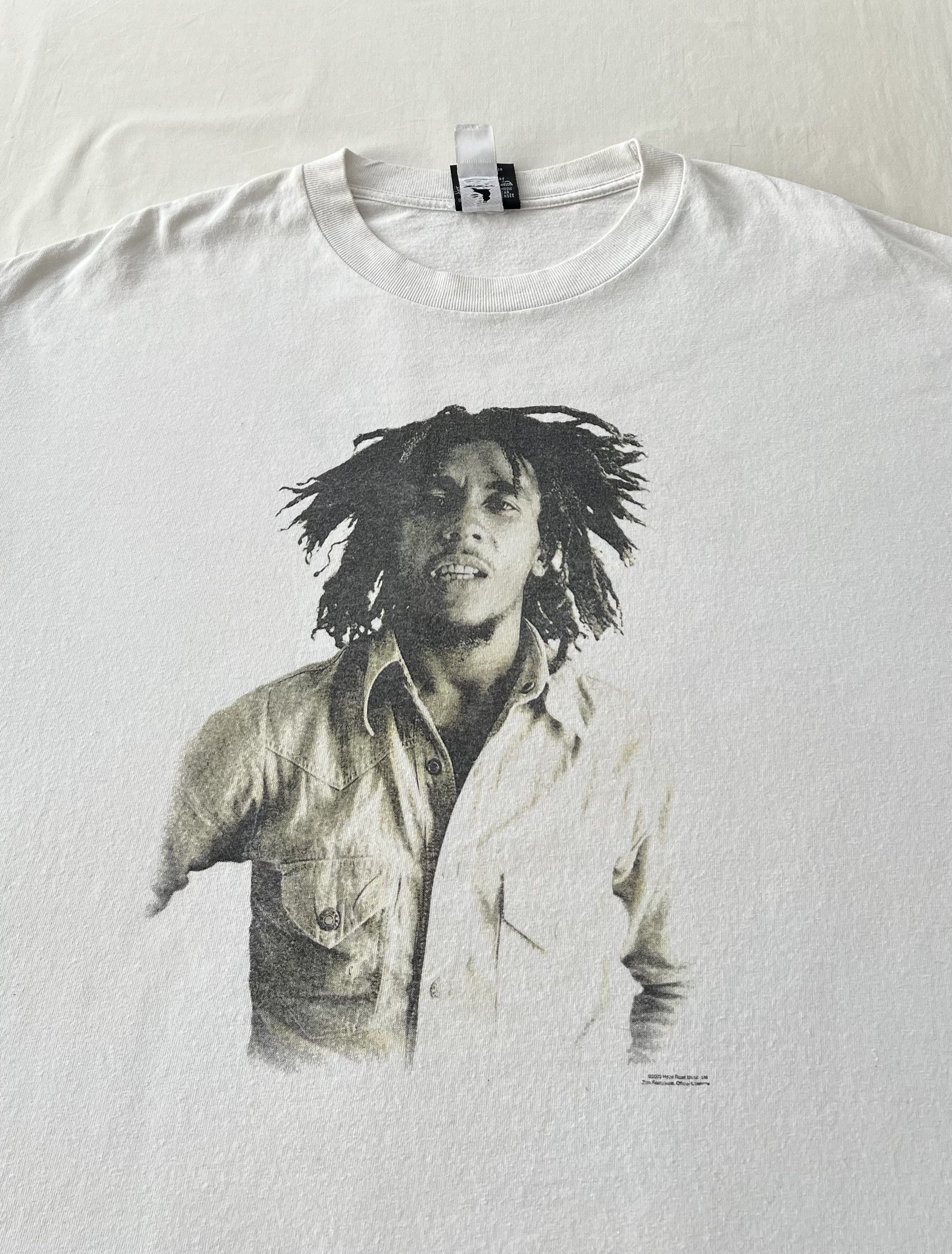 Band Tees Vintage 2000 Bob Marley Jamaica White T-shirt Size US XL / EU 56 / 4 - 3 Thumbnail