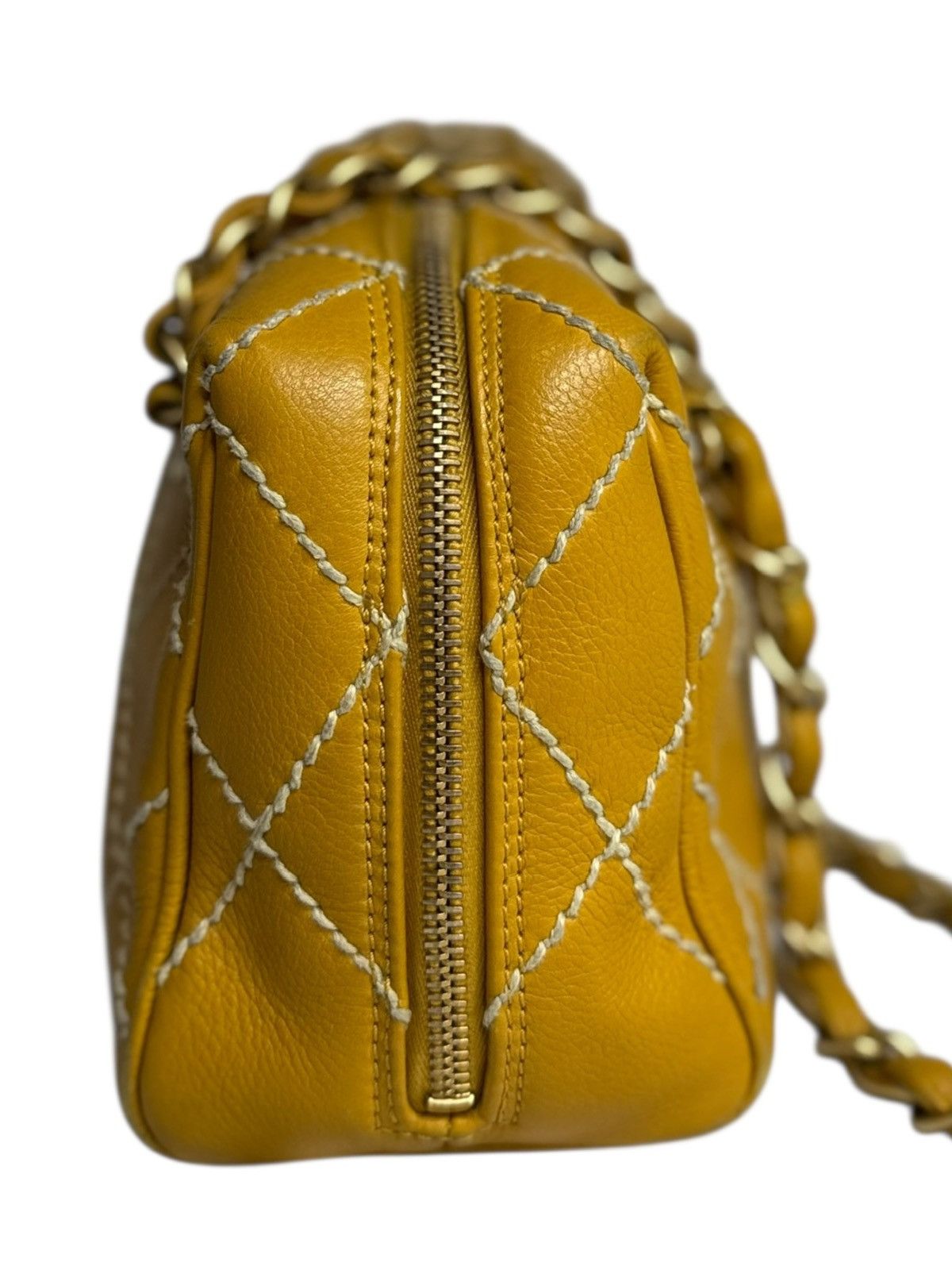 Chanel × Vintage Chanel Wild Stitch Yellow Chain Bag Circa 2003 Size ONE SIZE - 14 Thumbnail
