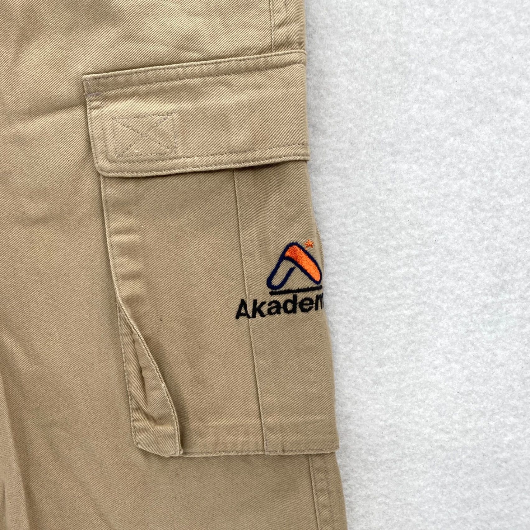 Akademiks VINTAGE Akademiks Cargo Shorts Mens 38 Khaki Beige Relaxed Embroidered Hip Hop Size US 38 / EU 54 - 2 Thumbnail