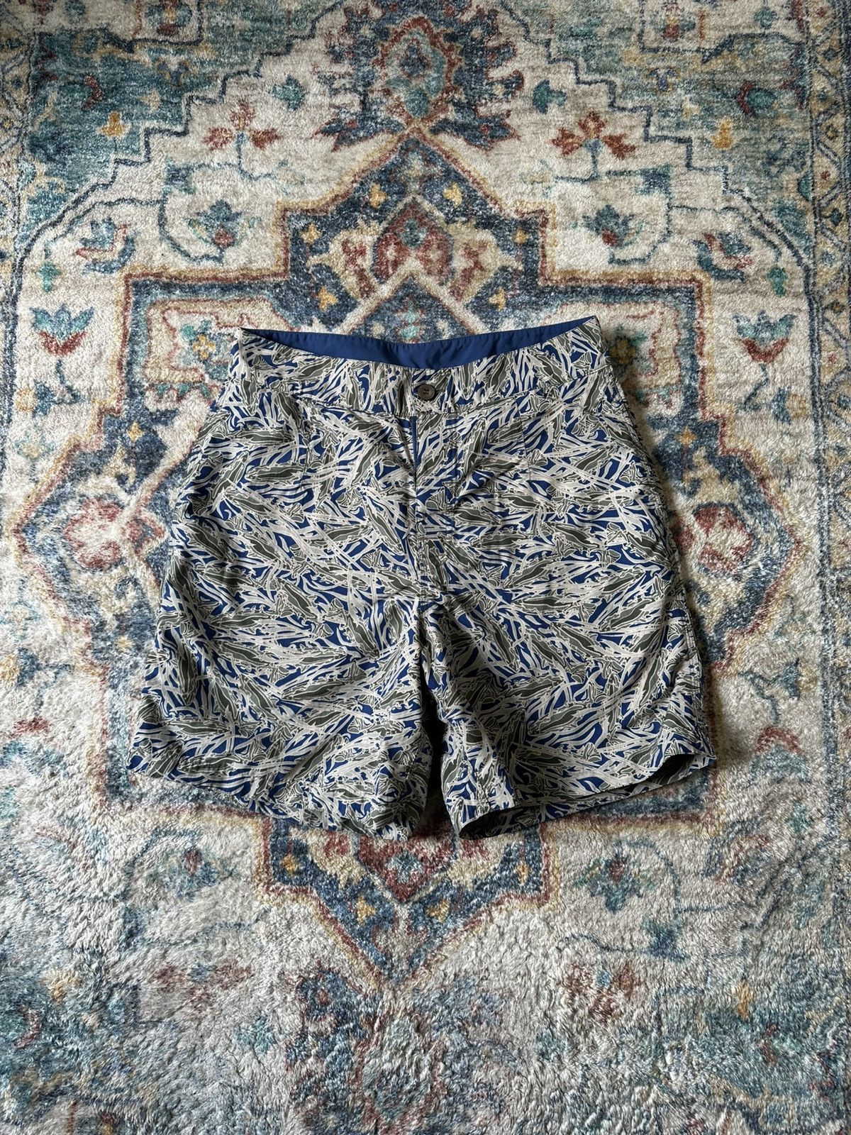 Patagonia Patagonia Fish All Over Print Shorts Size 30 Size US 30 / EU 46 - 1 Thumbnail