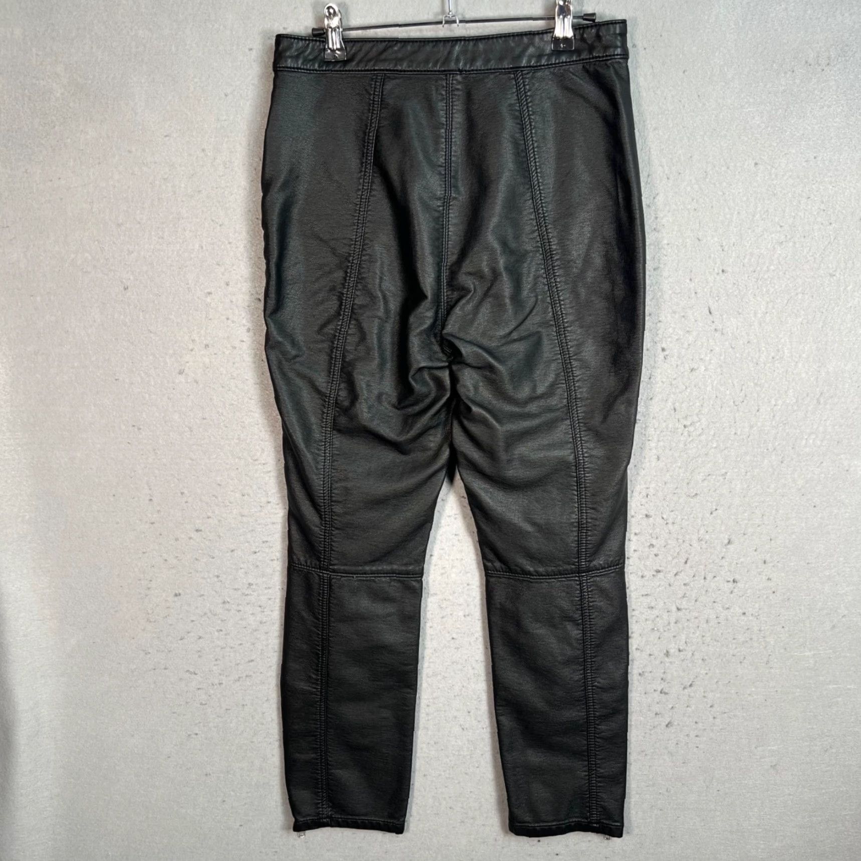 Free People Free People Womens Size 6 Black Faux Leather Moto Pants Stretch Zipper Ankle Size 28" / US 6 / IT 42 - 2 Thumbnail