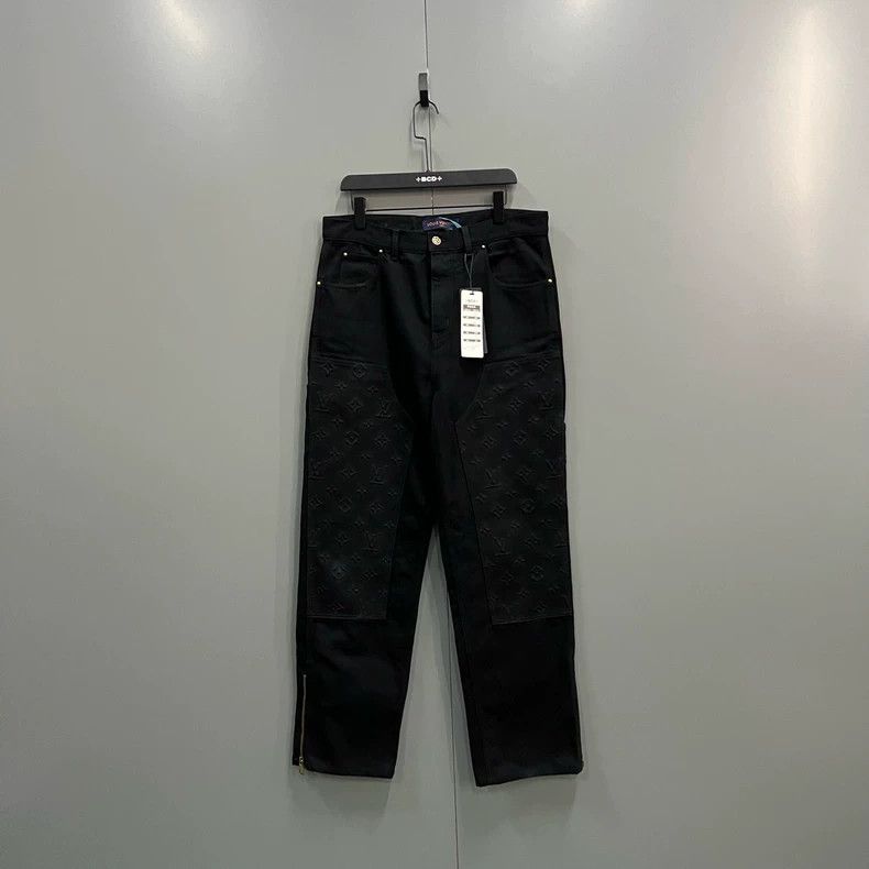 Louis Vuitton Louis Vuitton Black print overalls pants 2501-Nextarrow Size US 33 - 1 Thumbnail