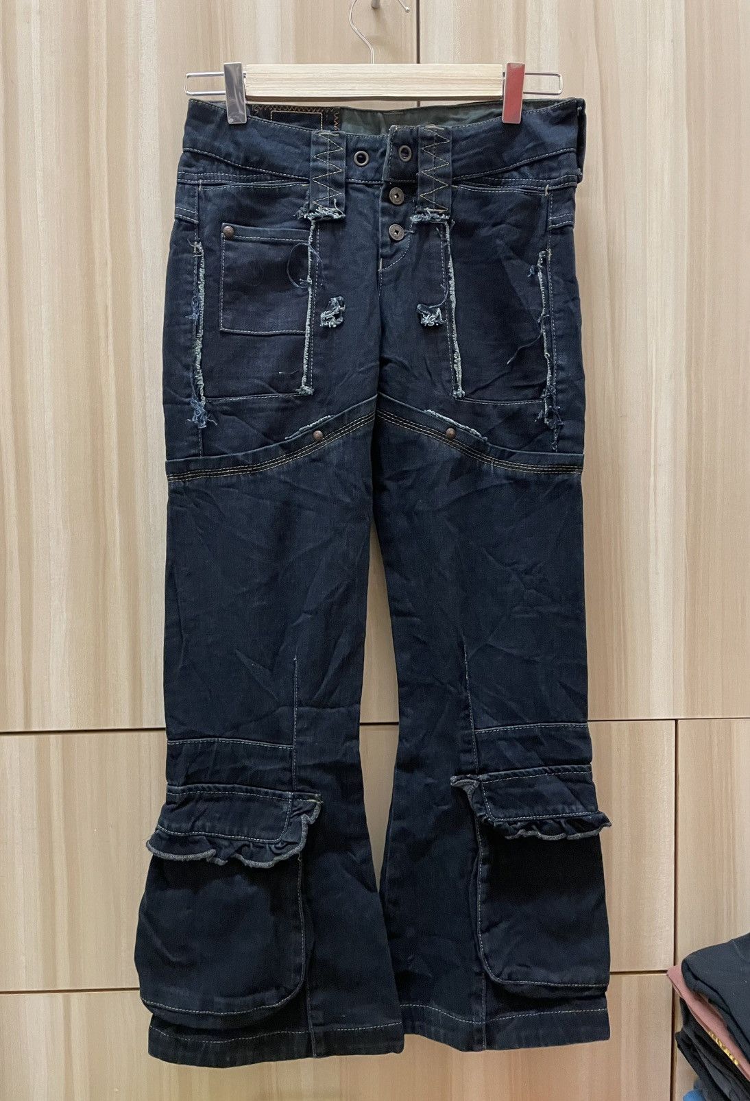 Marithe + Francois Girbaud MFG Y2K Cargo Flare Ankle Jeans Size 27" / US 4 / IT 40 - 1 Thumbnail