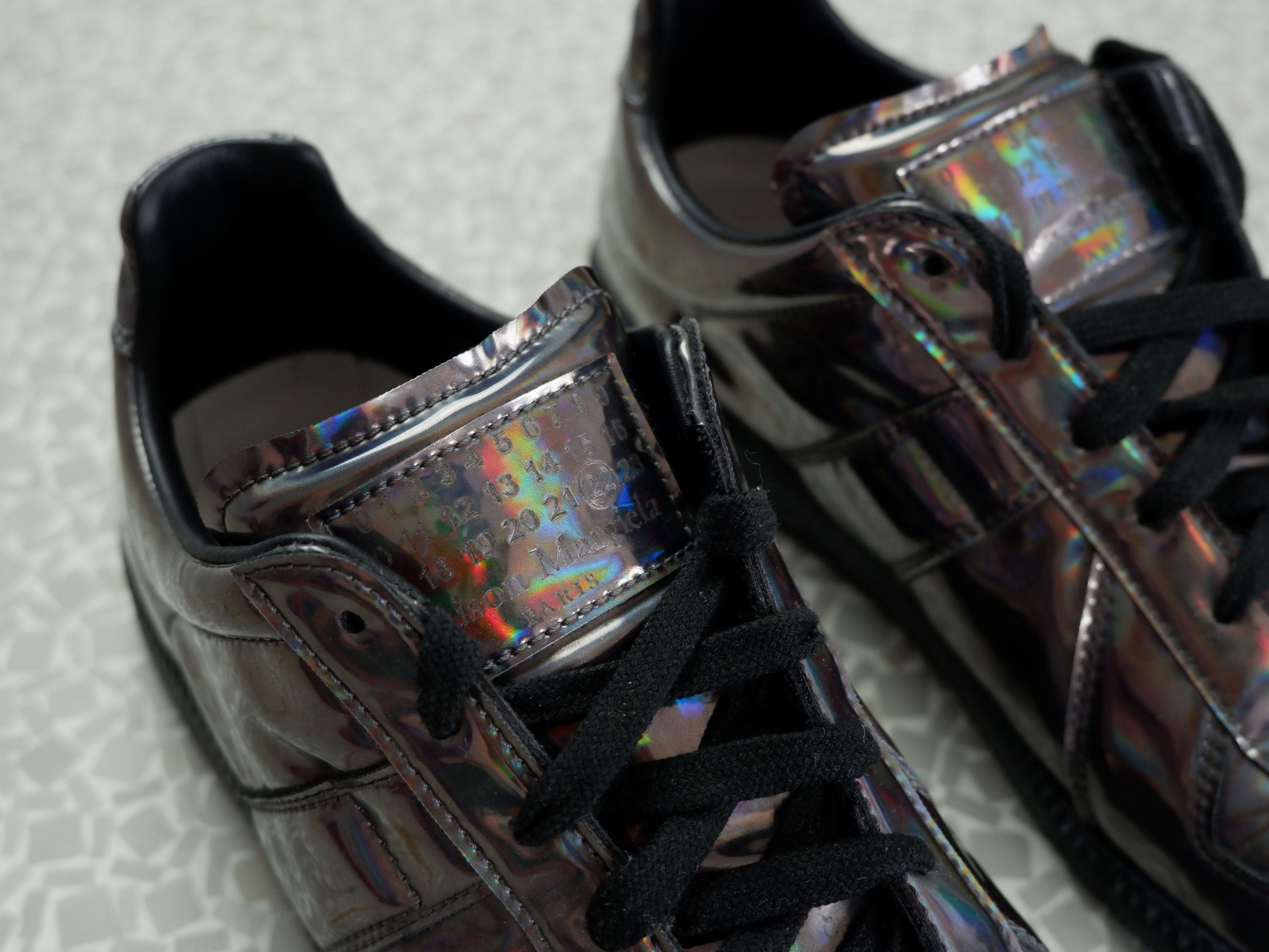 Maison Margiela Best price! Maison Margiela iridescent hologram replica Size US 8 / EU 41 - 4 Thumbnail