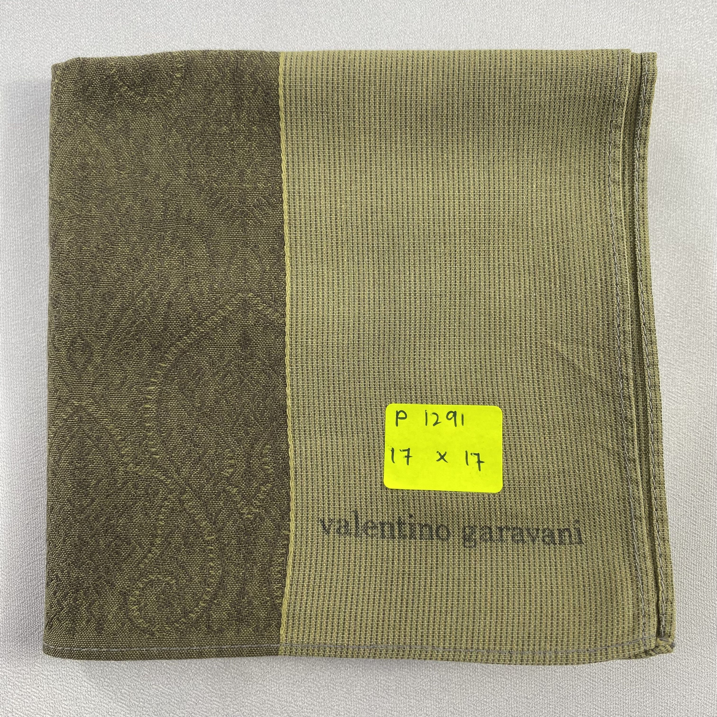 Valentino × Vintage Valentino Garavani Bandana/ Handkerchief / Neckerchief-P1291 Size ONE SIZE - 5 Thumbnail